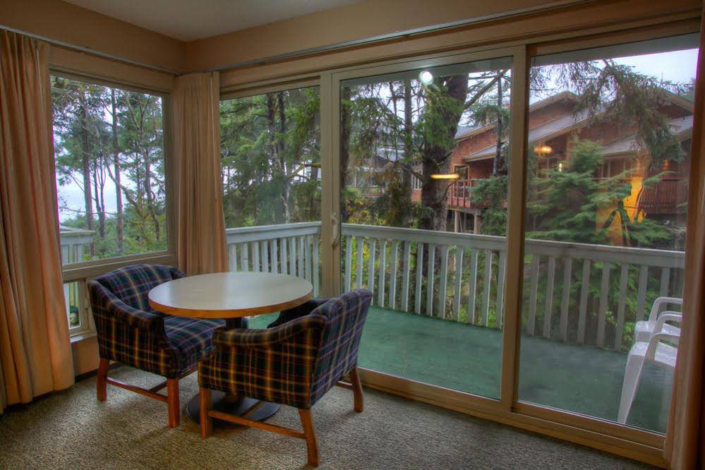 Ocean Crest Resort
