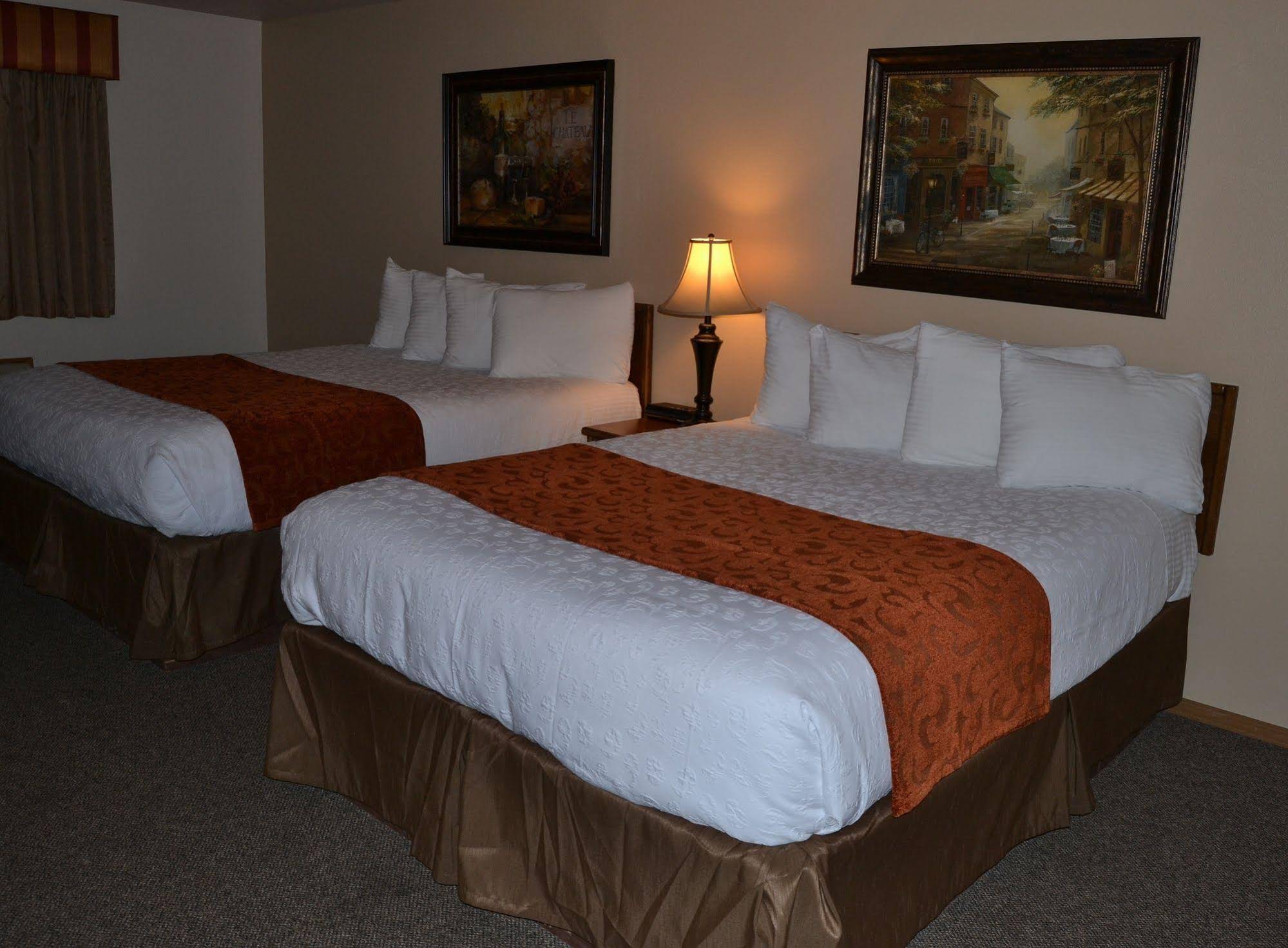 Seasons Motel