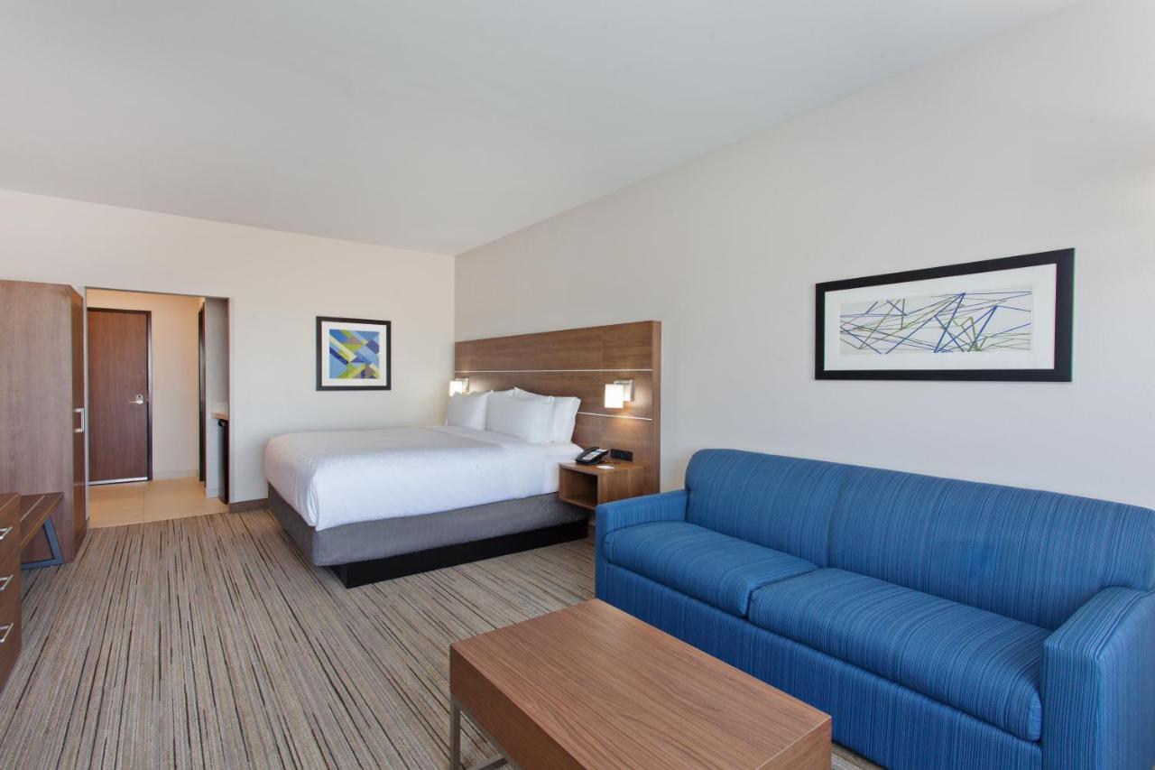 Holiday Inn Express & Suites Moses Lake