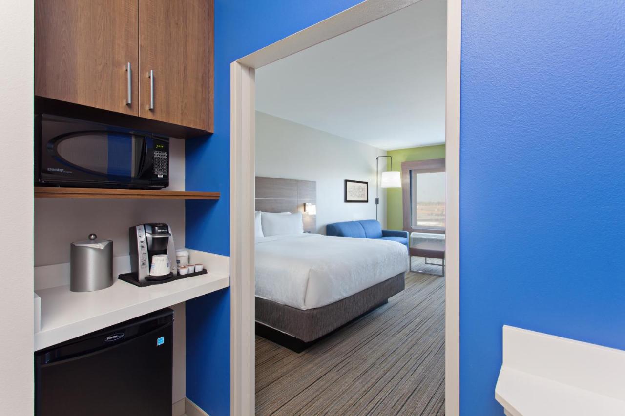 Holiday Inn Express & Suites Moses Lake