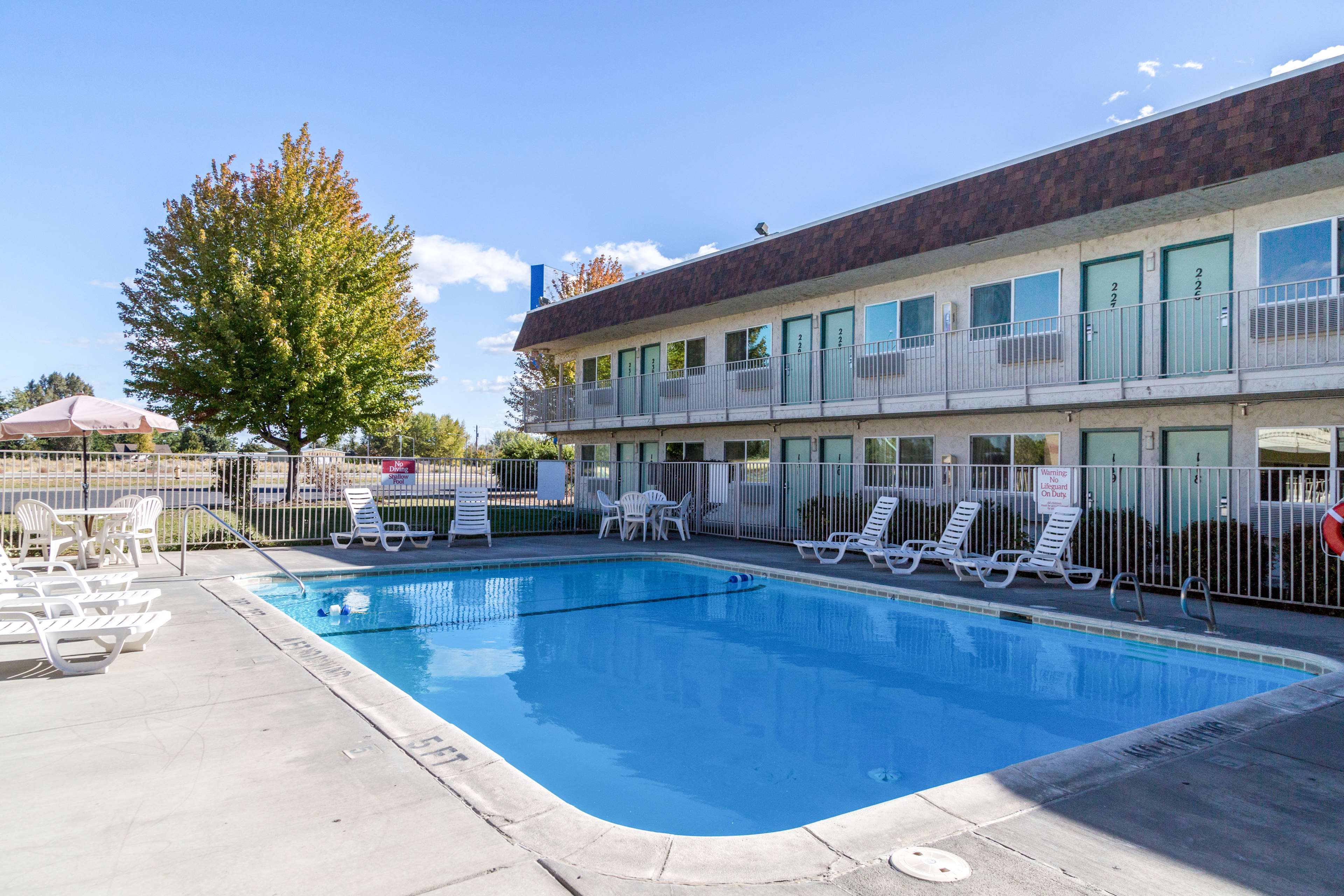 Motel 6 Moses Lake