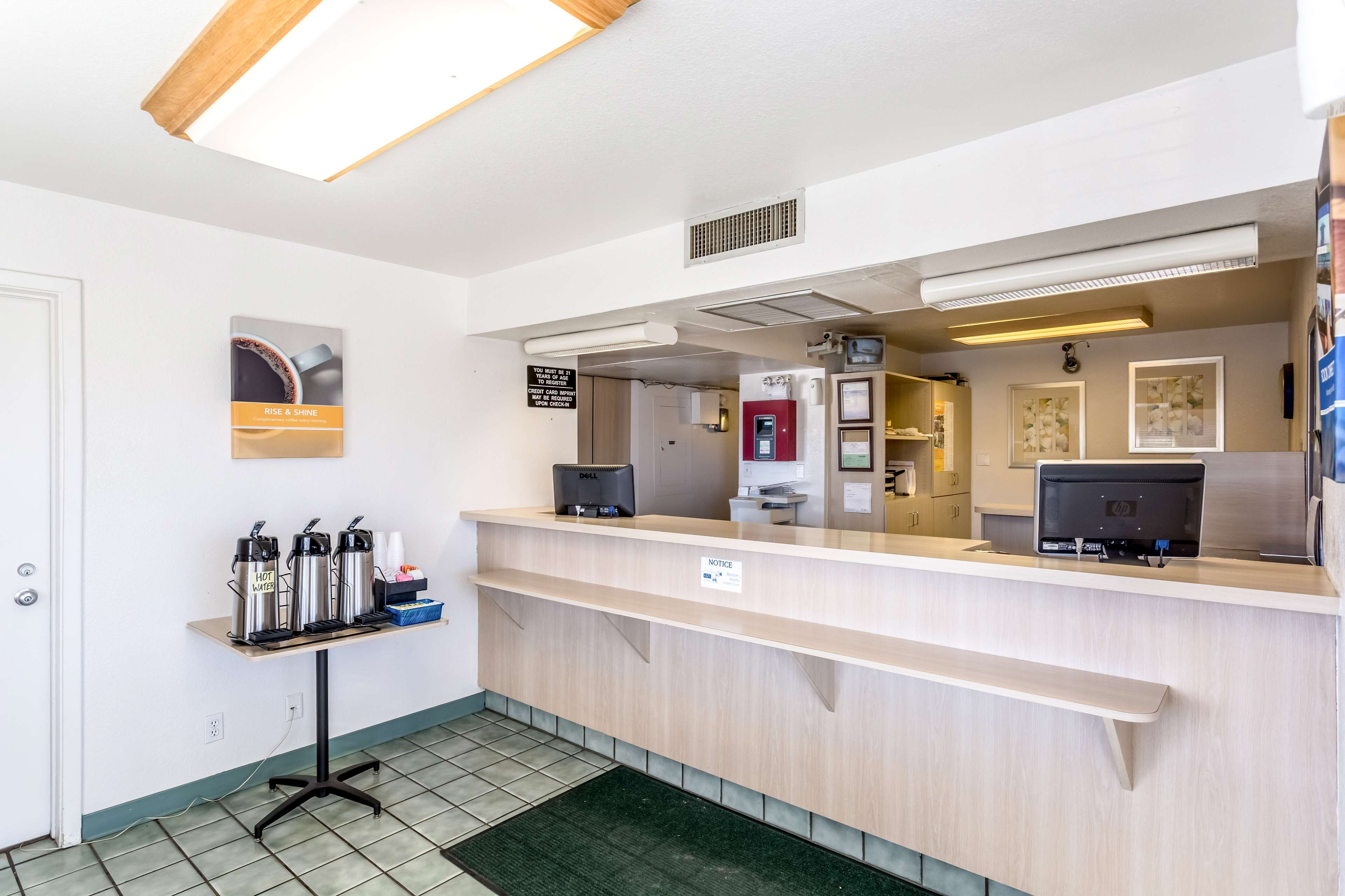 Motel 6 Moses Lake
