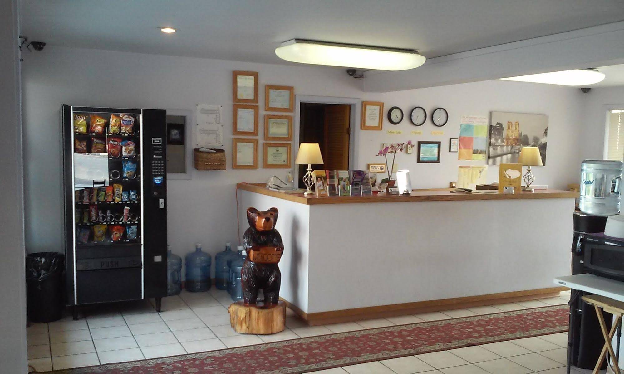 Motel Oasis