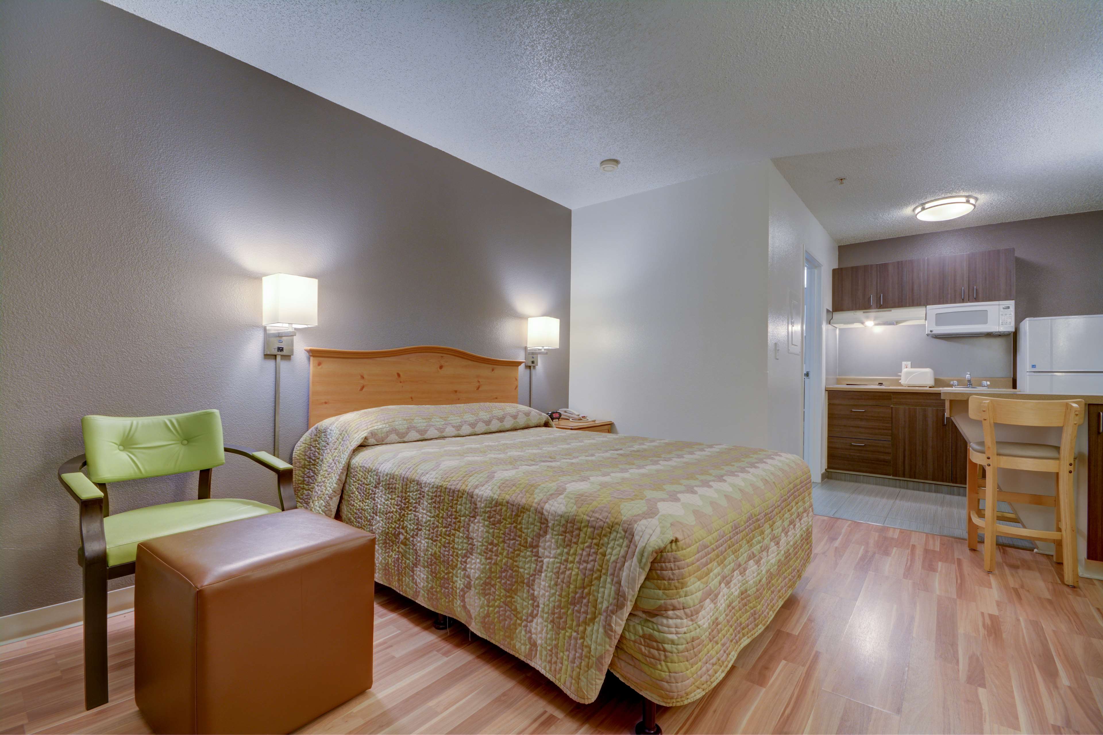 Studio 6 Seattle Mountlake Terrace