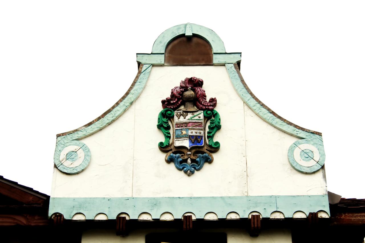 Auld Holland Inn