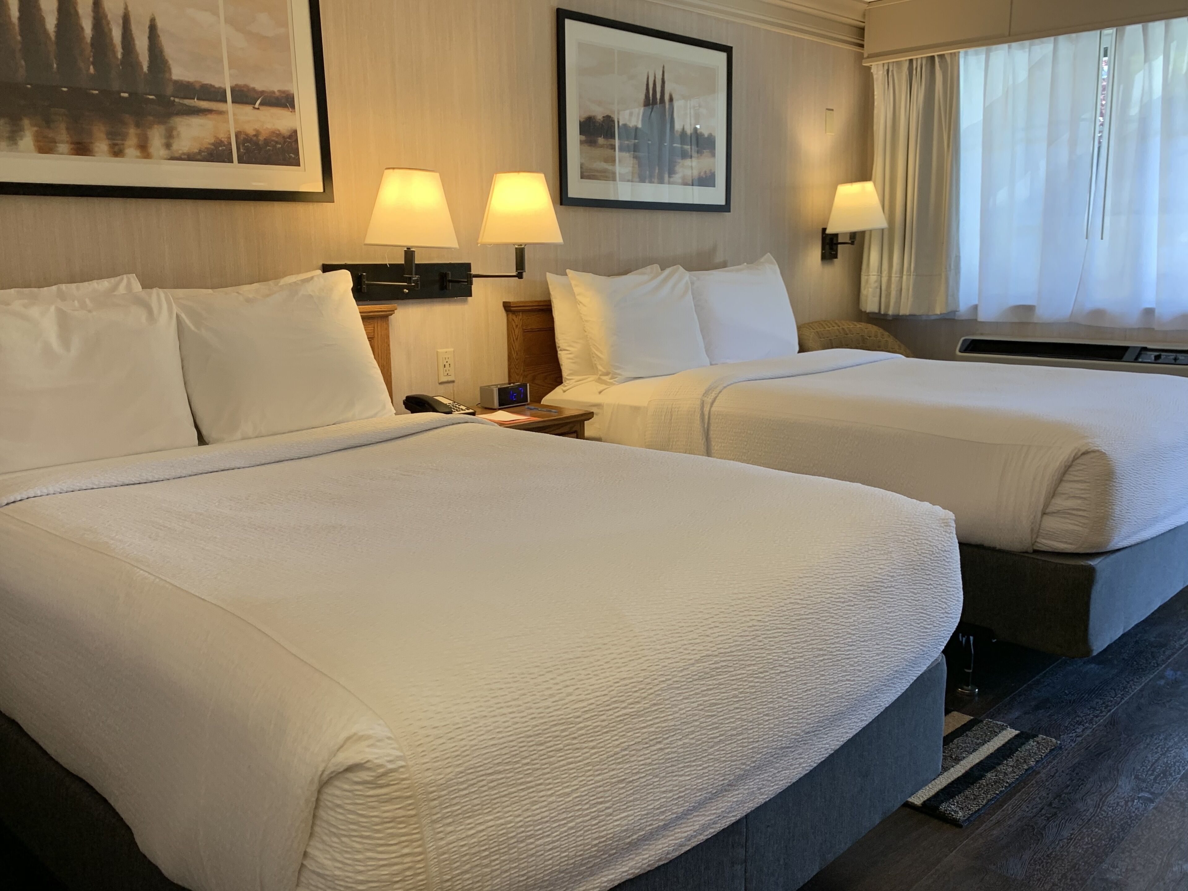 Coachman Inn