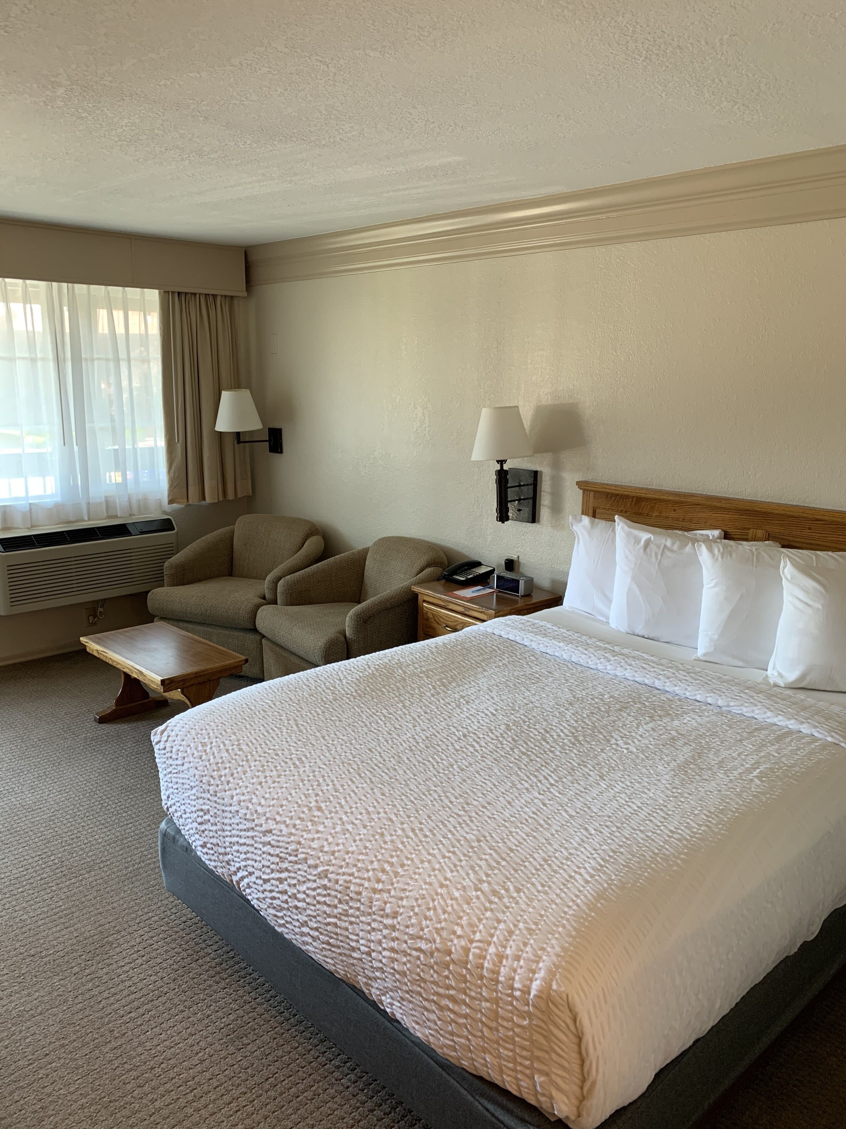 Coachman Inn