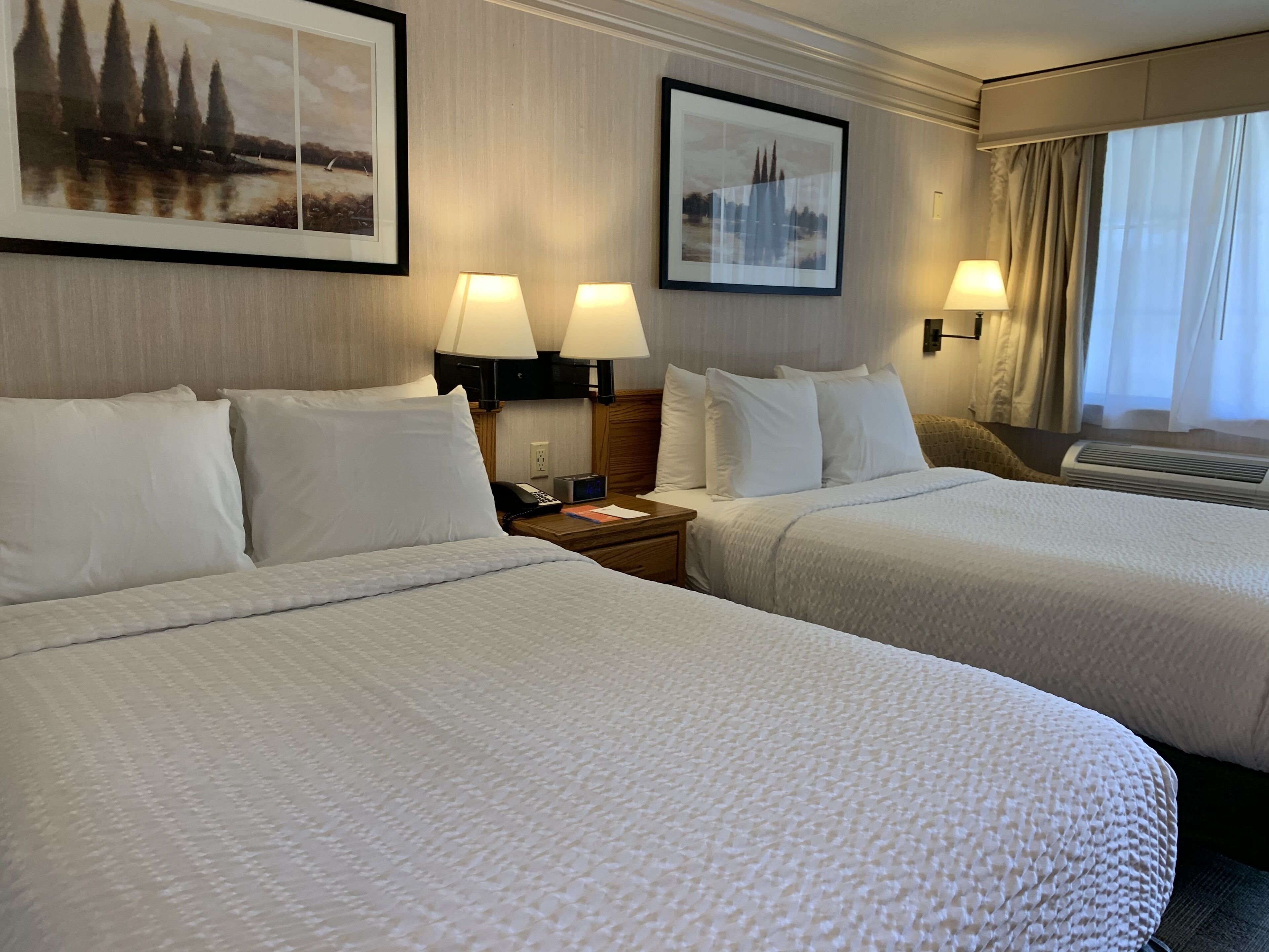 Coachman Inn