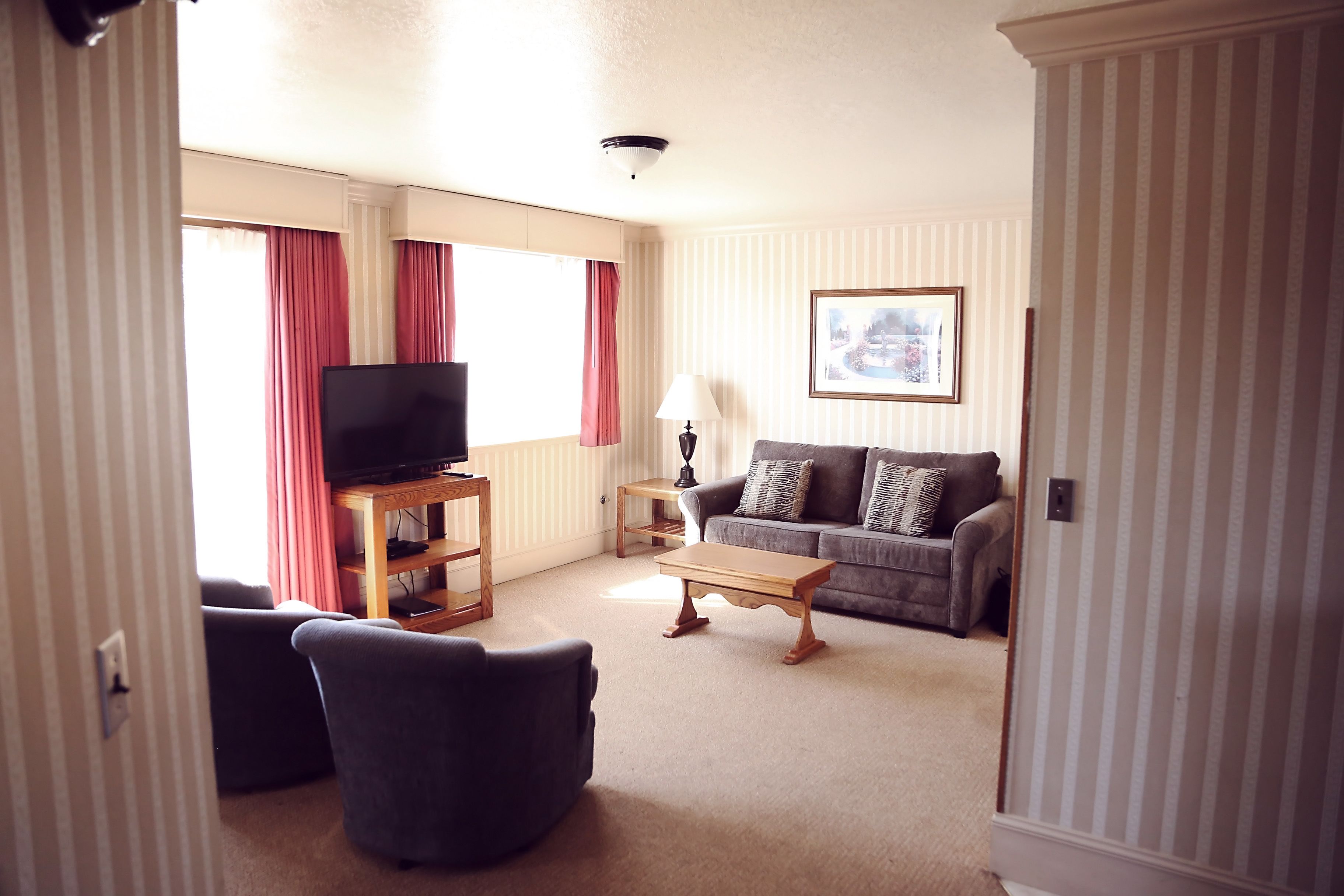 Coachman Inn