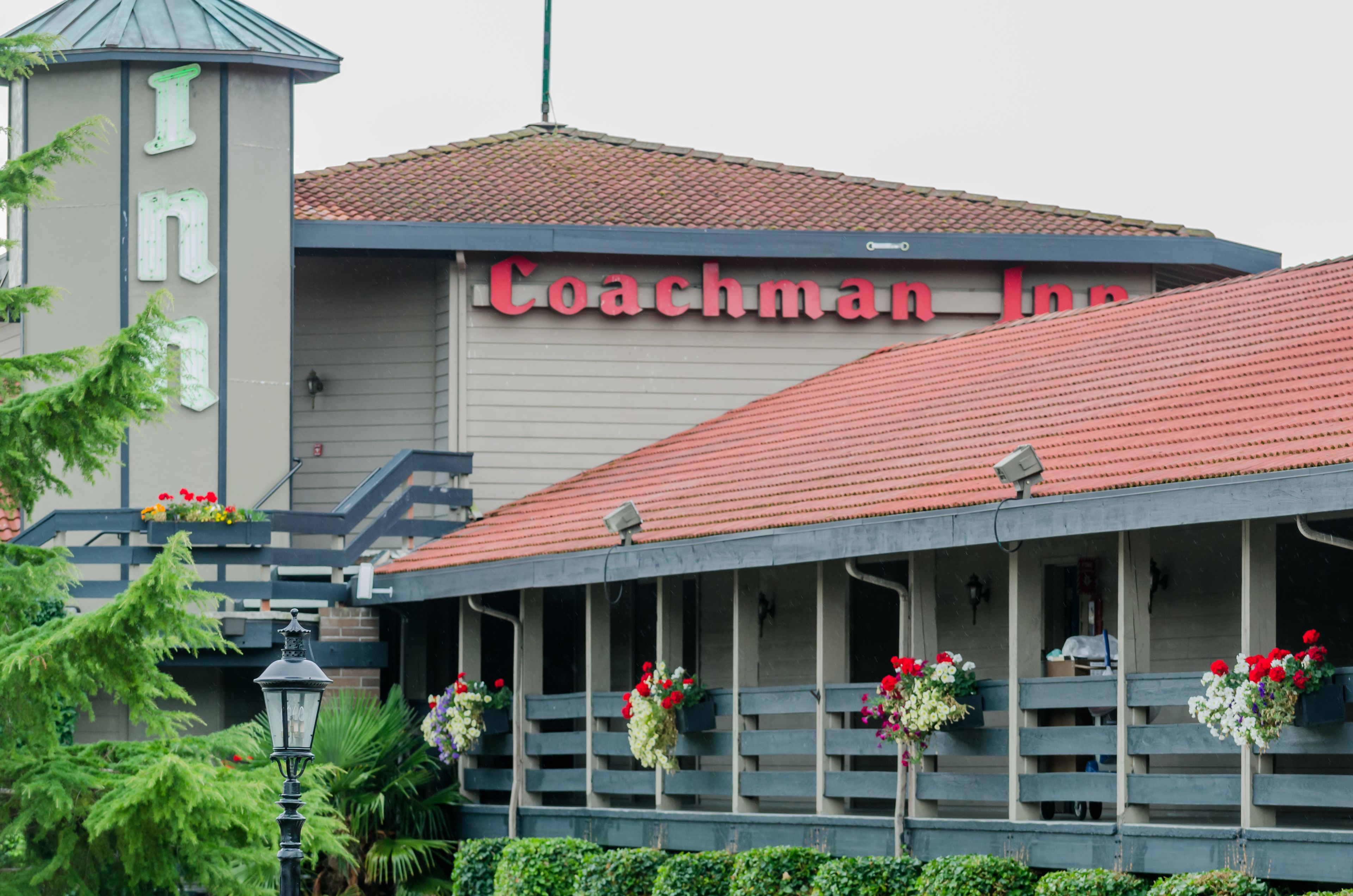 Coachman Inn