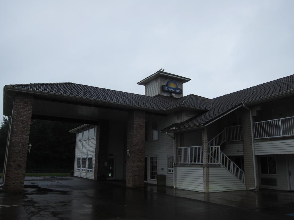 Days Inn by Wyndham Ocean Shores