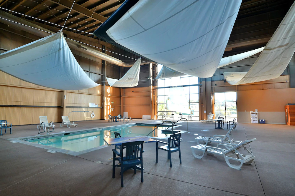 Pacific Sunsrise Inn and Suites