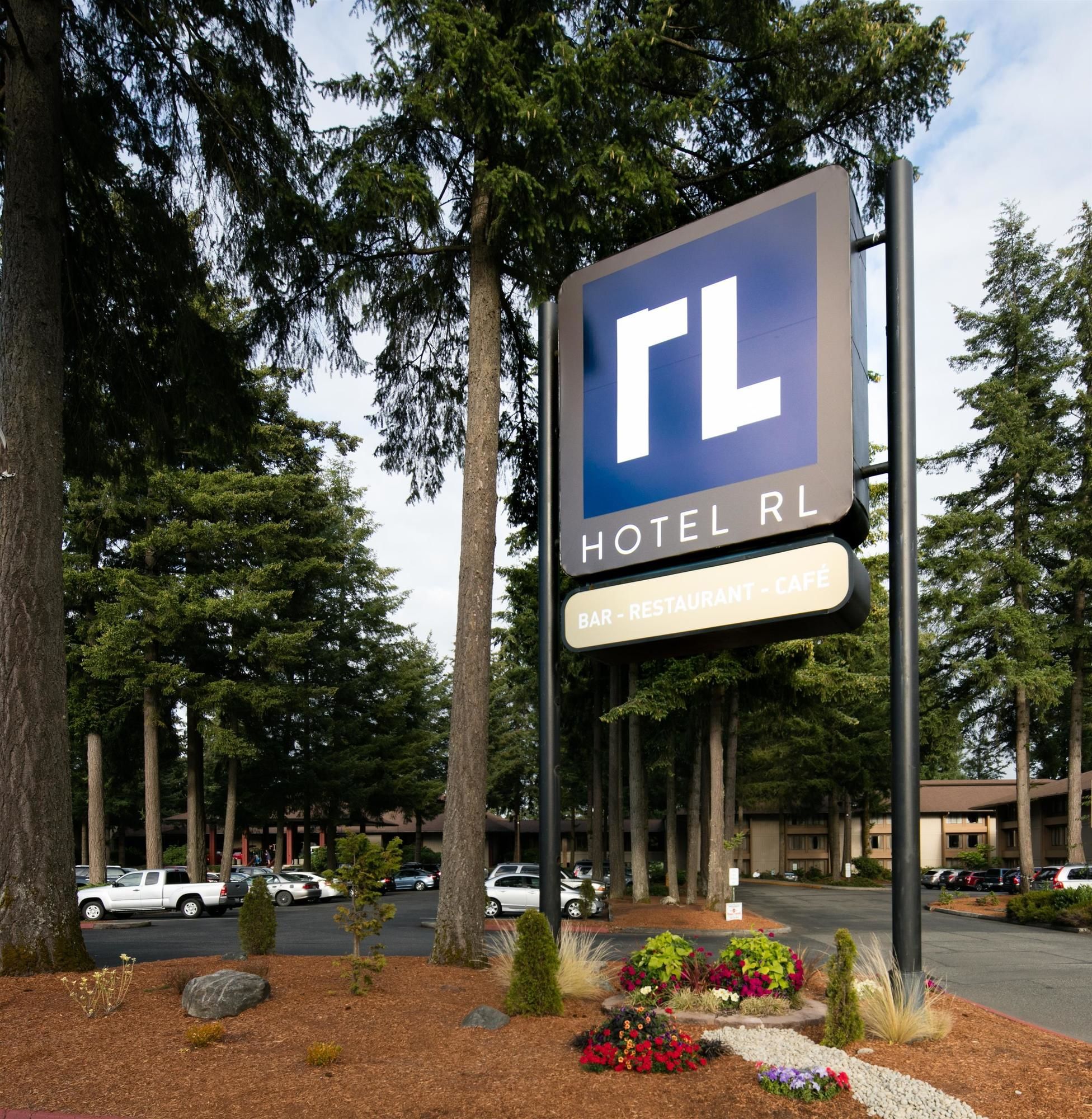 Olympia Hotel at Capitol Lake