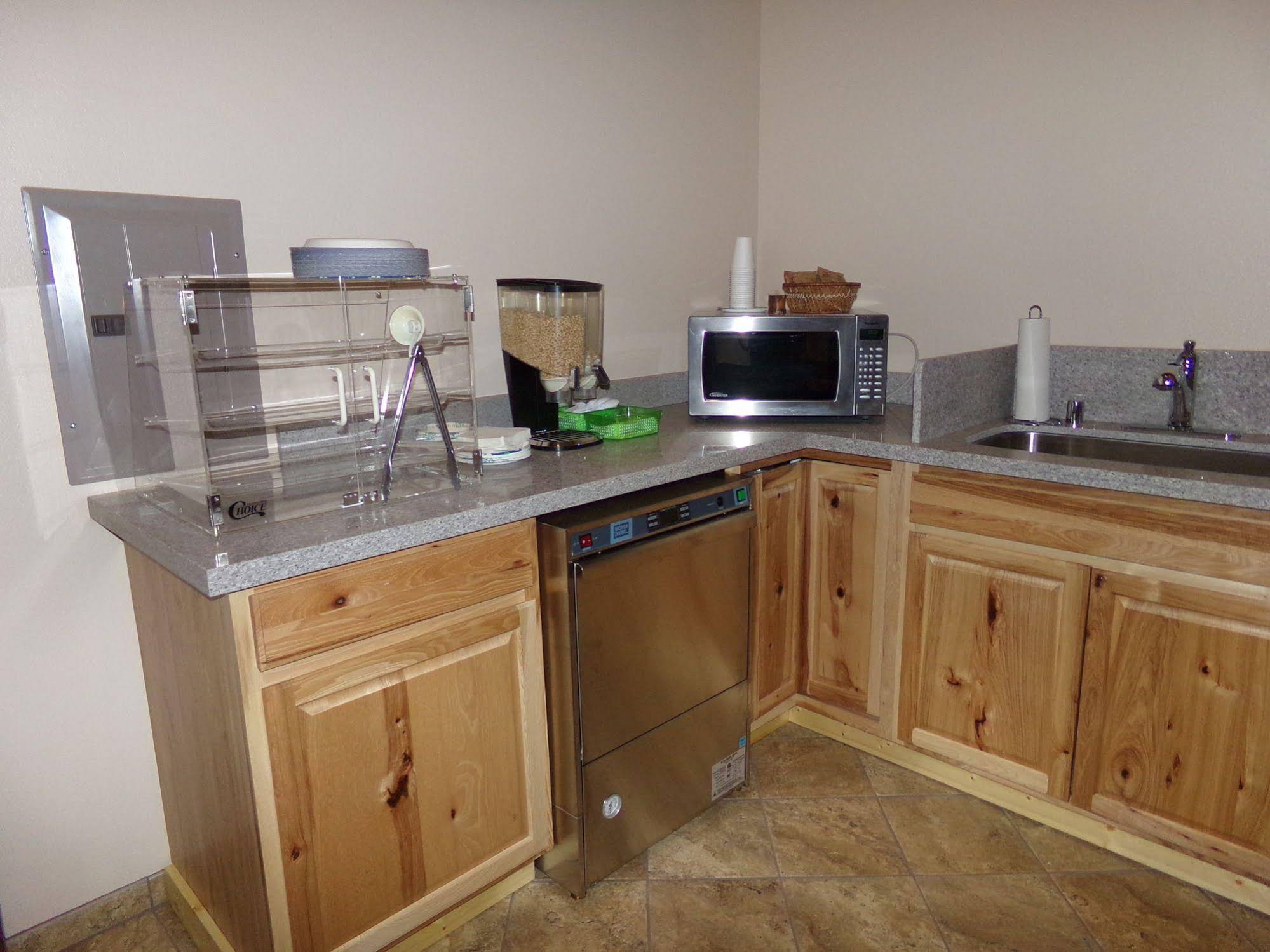 Cowlitz River Lodge