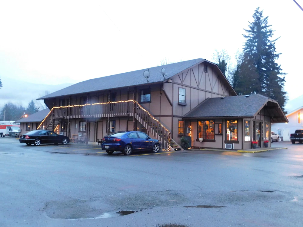 Packwood Inn