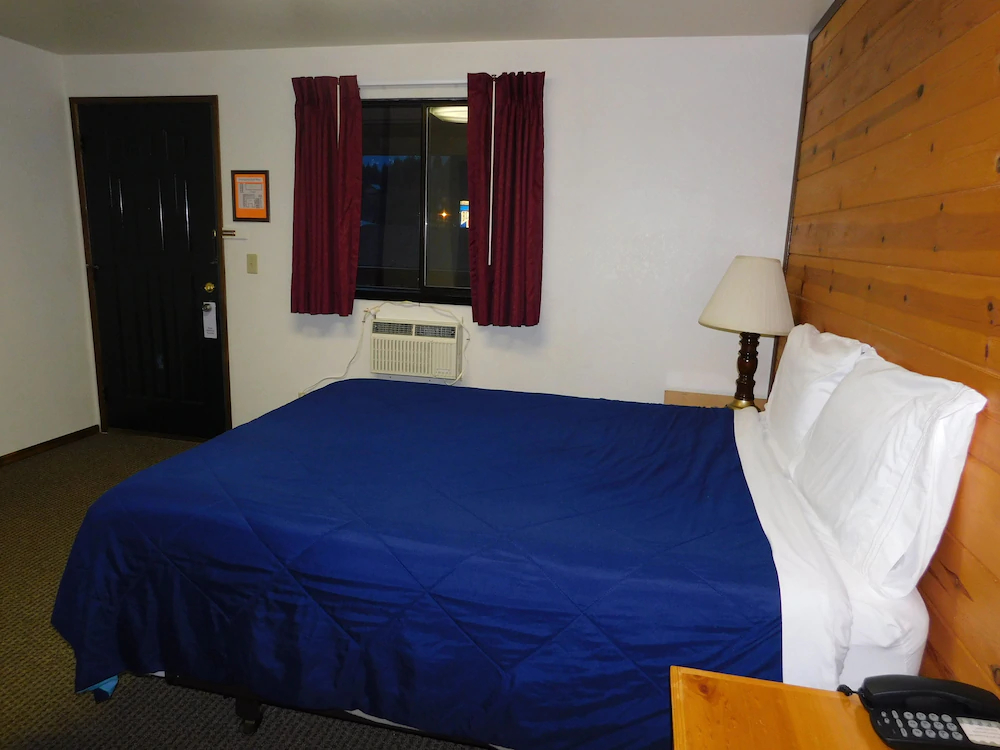 Packwood Inn