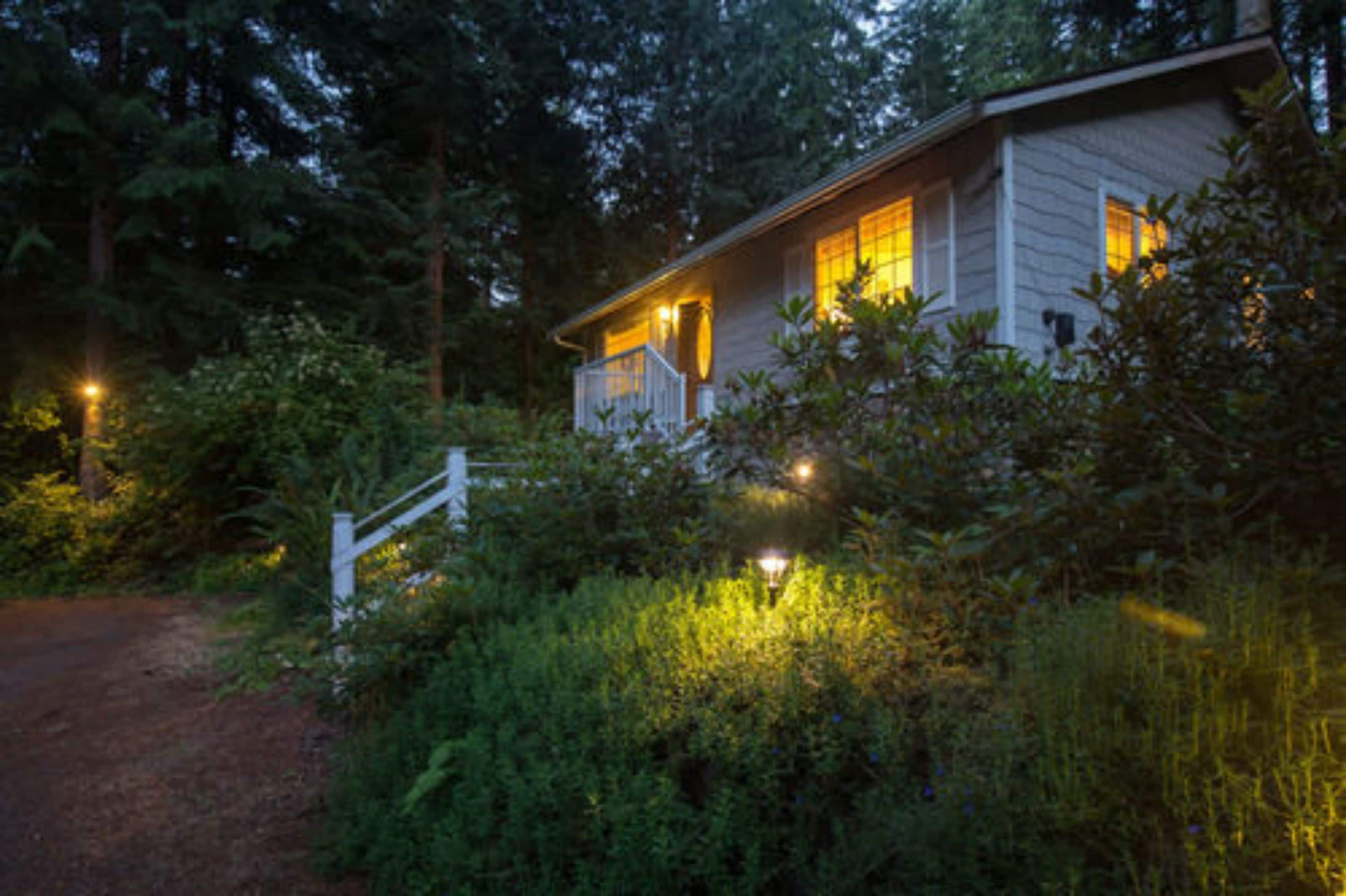 A Hidden Haven & Water Garden Cottages