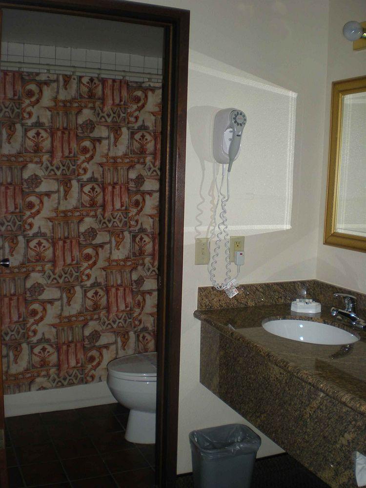 Port Angeles Inn