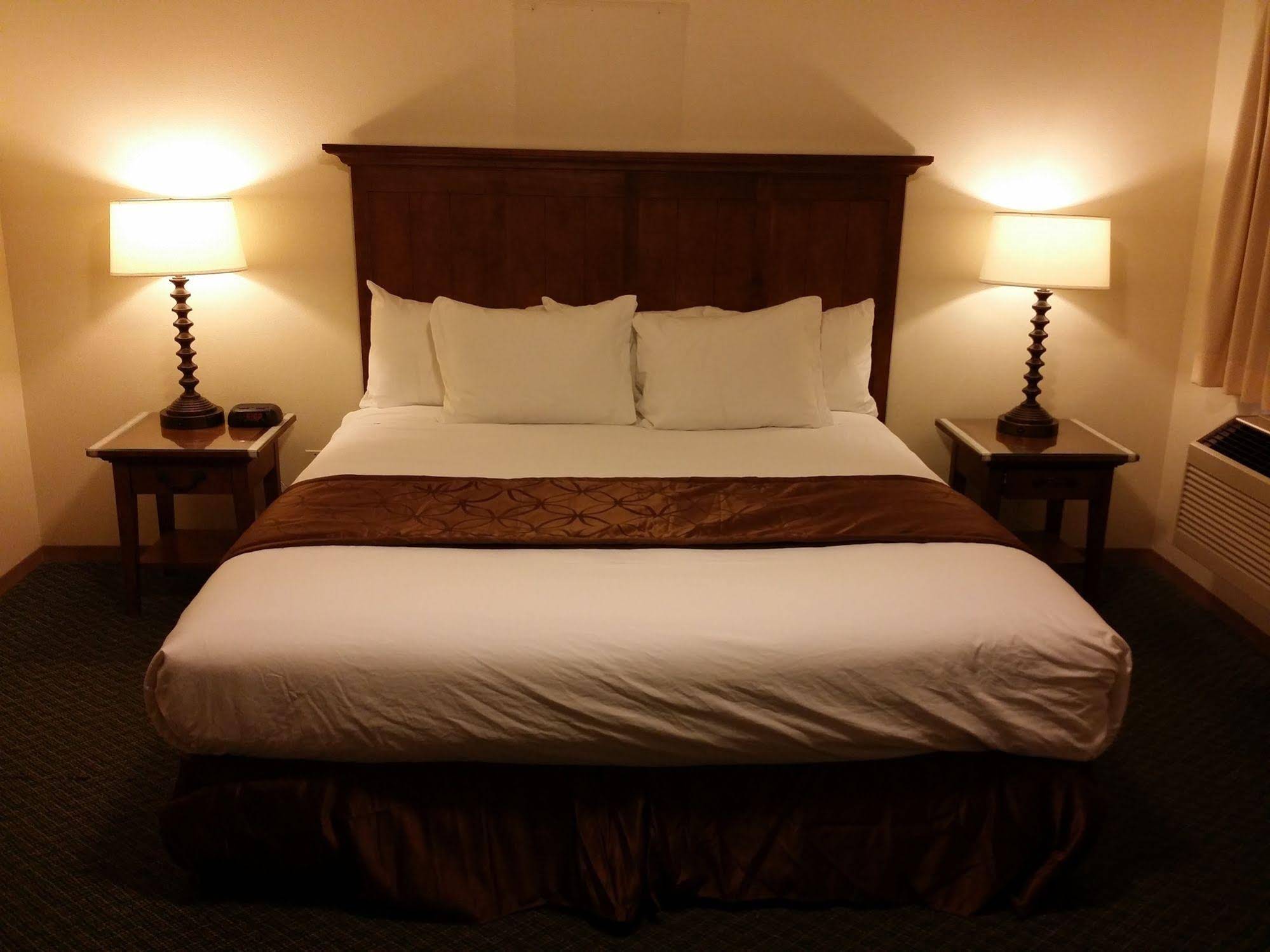 Royal Victorian Motel