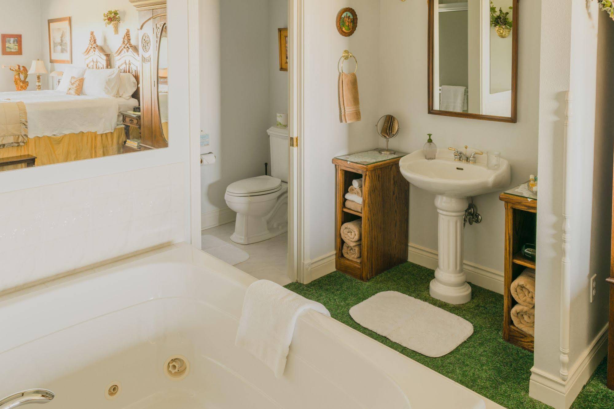 Sea Cliff Gardens Bed & Breakfast