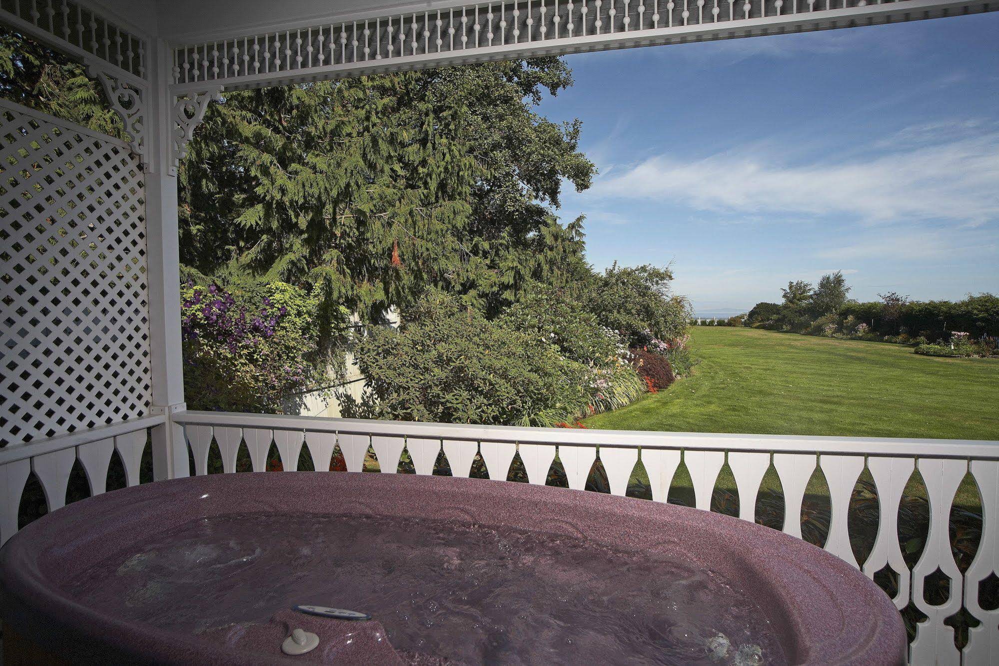Sea Cliff Gardens Bed & Breakfast