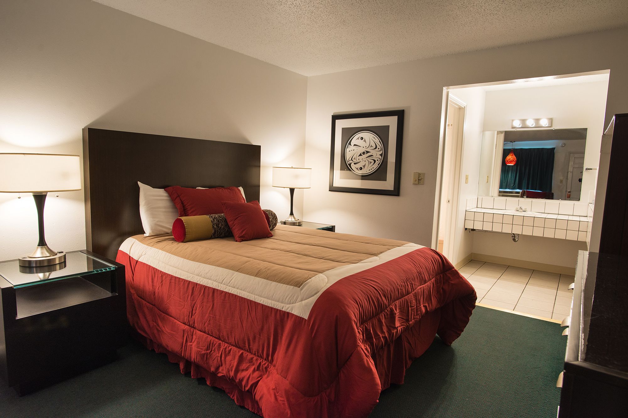 Cougar Land Motel