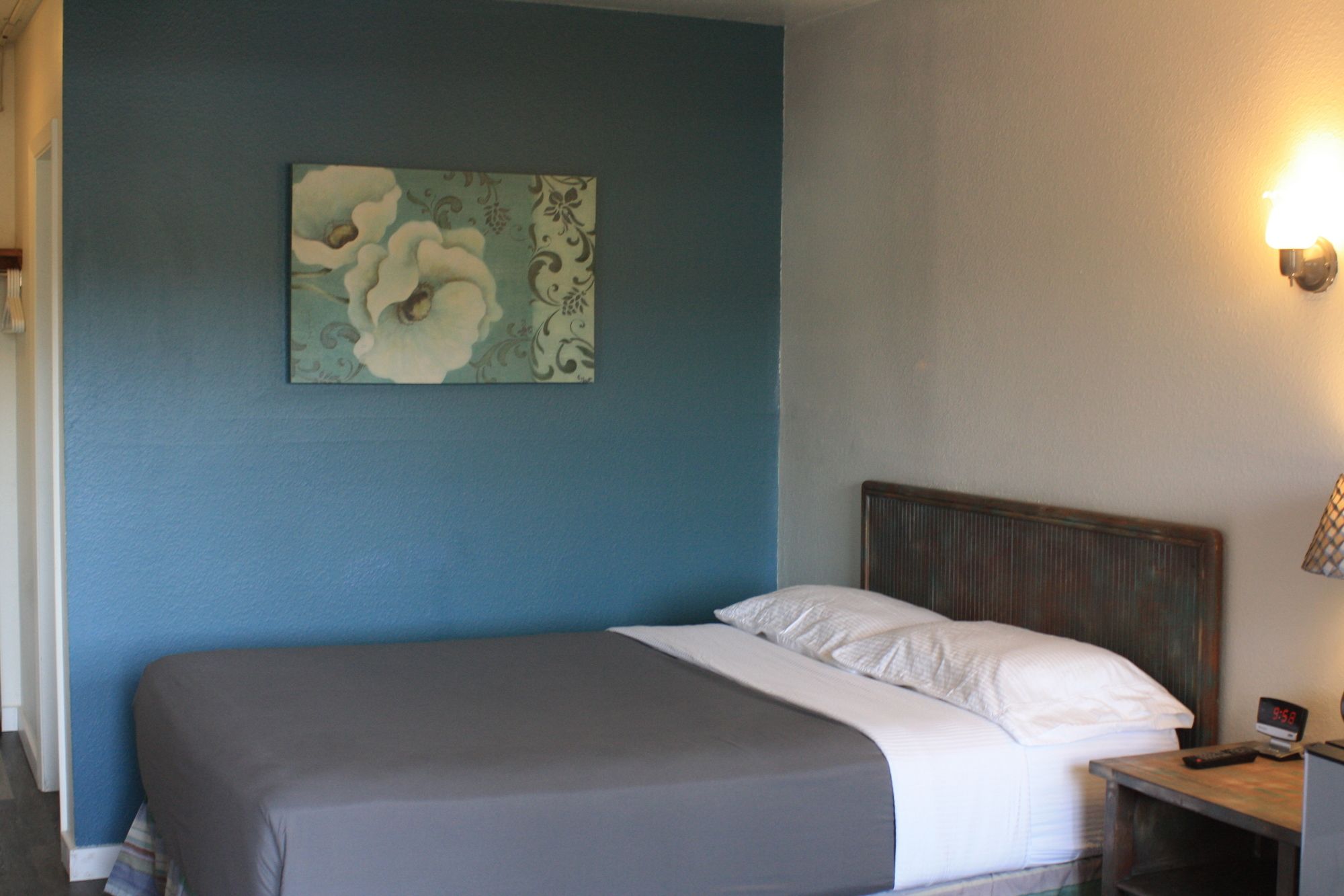 Hotel McCoy Pullman