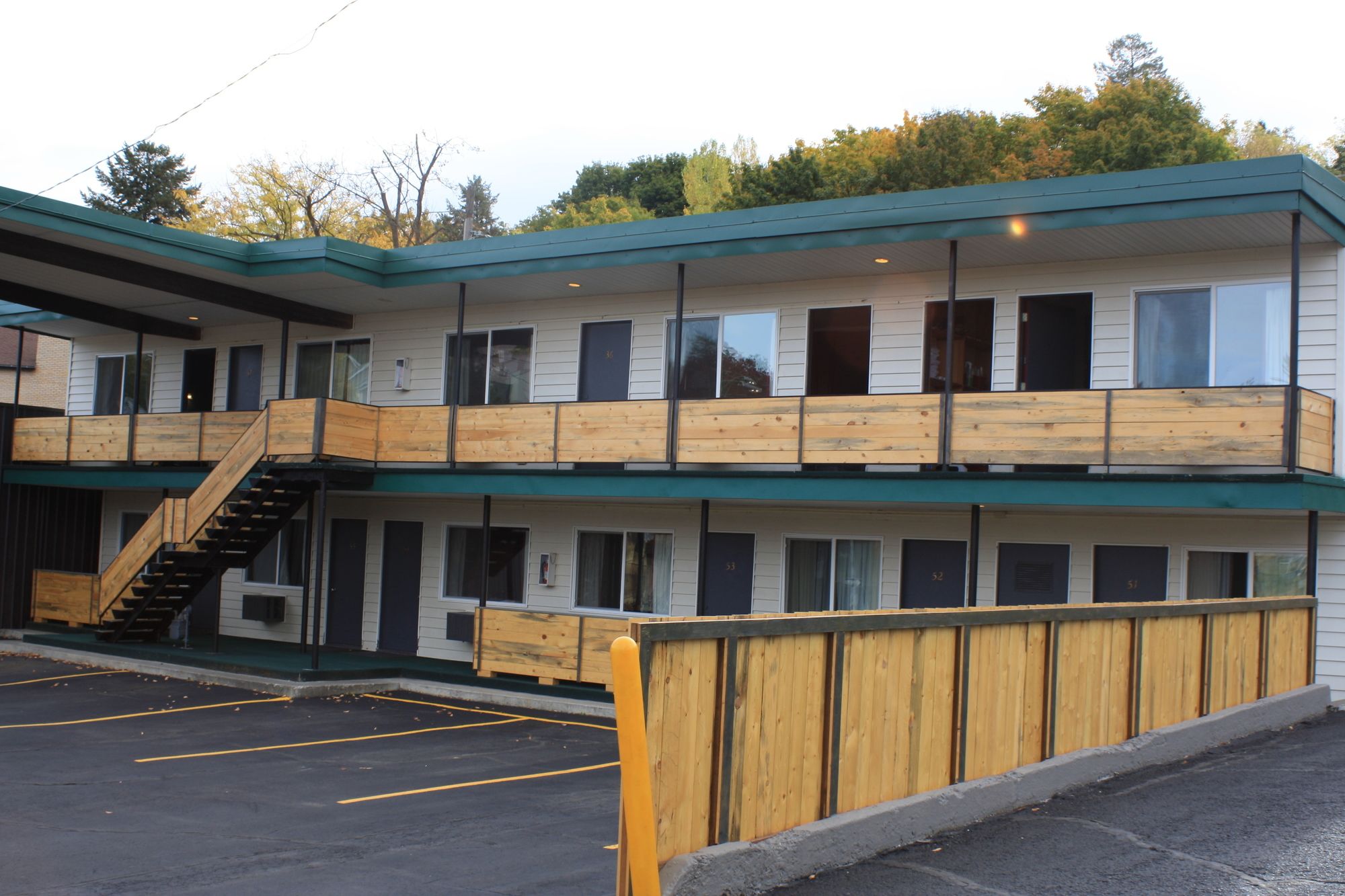 Hotel McCoy Pullman