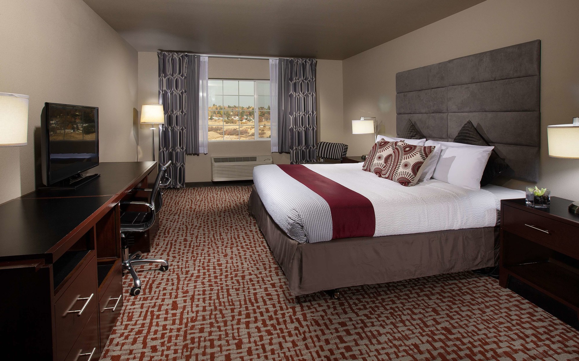 Coast Hilltop Inn