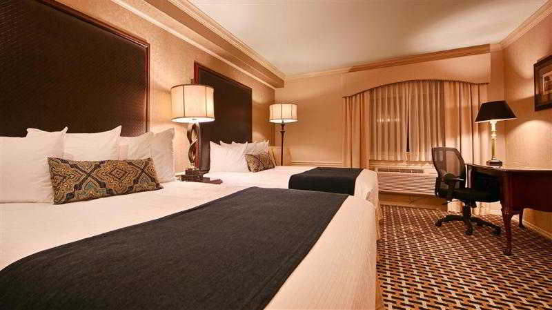 Best Western Premier Plaza Hotel & Conference Center