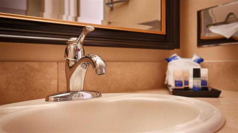 Best Western Premier Plaza Hotel & Conference Center
