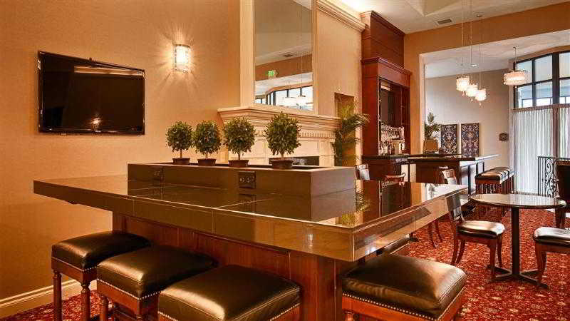 Best Western Premier Plaza Hotel & Conference Center