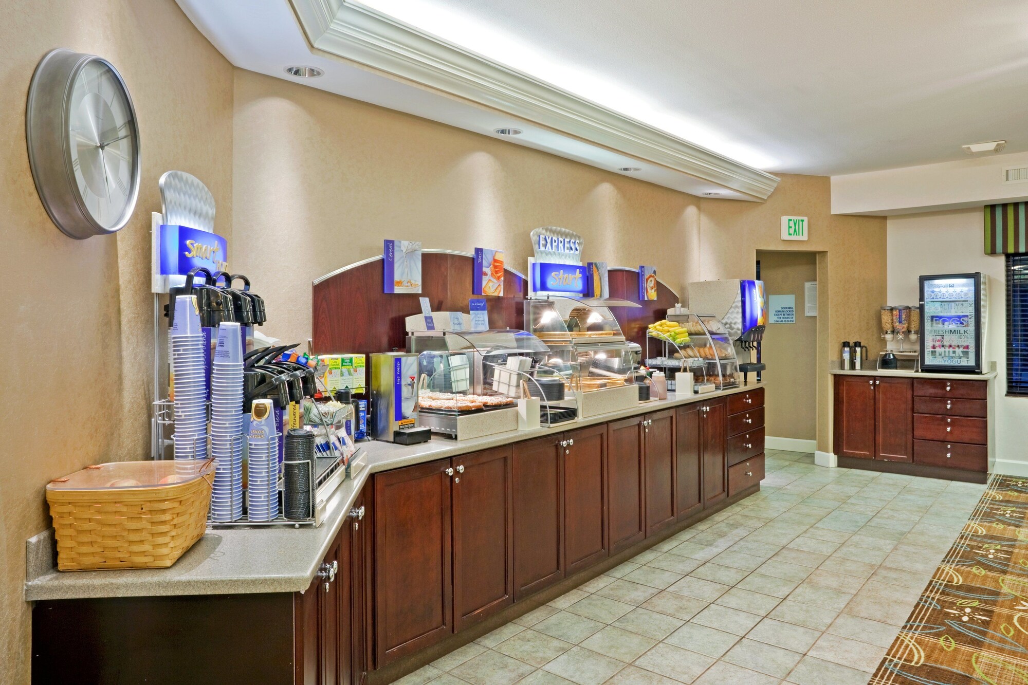 Holiday Inn Express & Suites Puyallup (Tacoma Area)