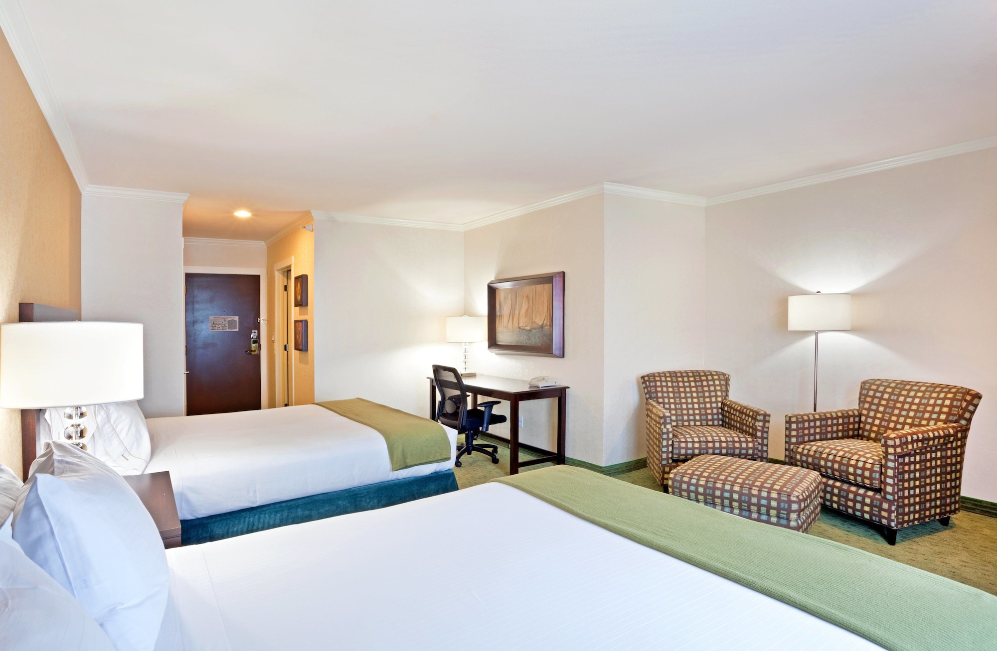 Holiday Inn Express & Suites Puyallup (Tacoma Area)