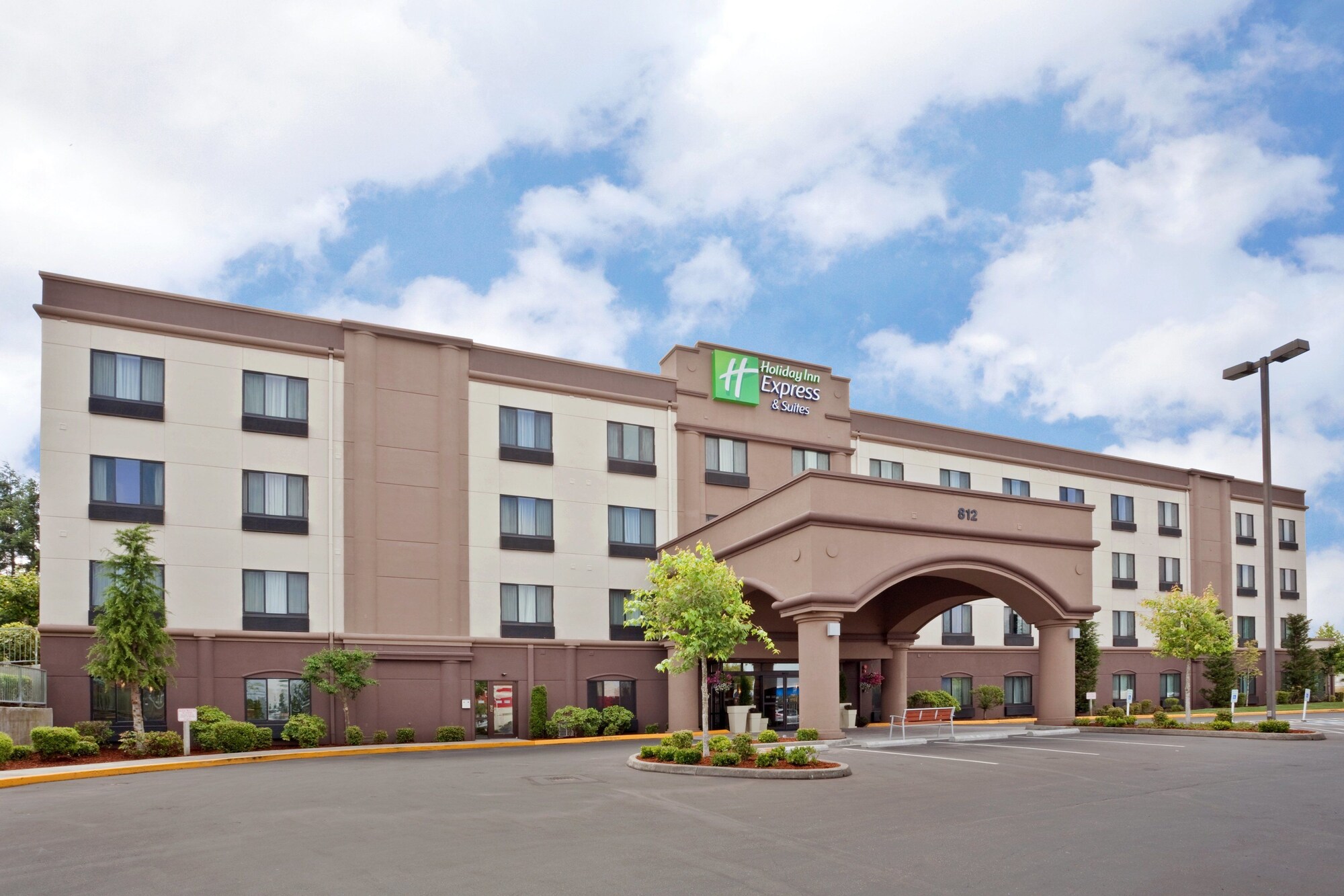 Holiday Inn Express & Suites Puyallup (Tacoma Area)