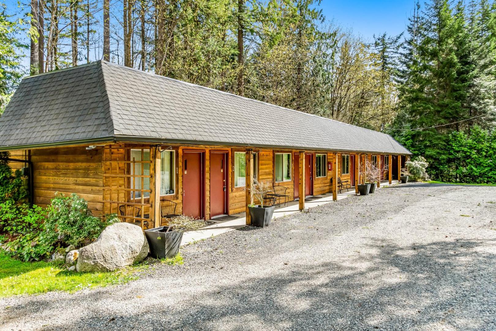 Mount Walker Inn