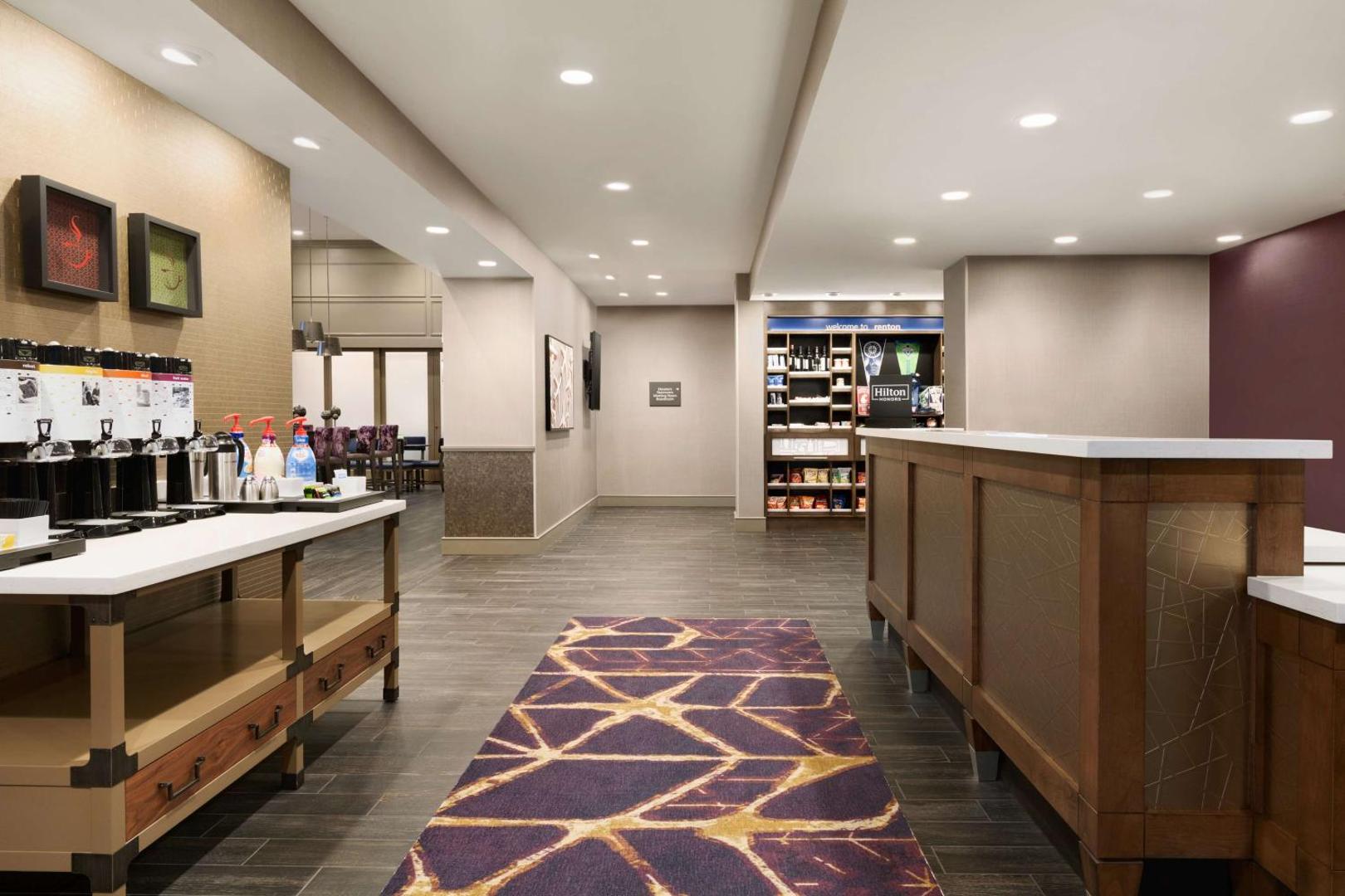 Hampton Inn & Suites Seattle Renton