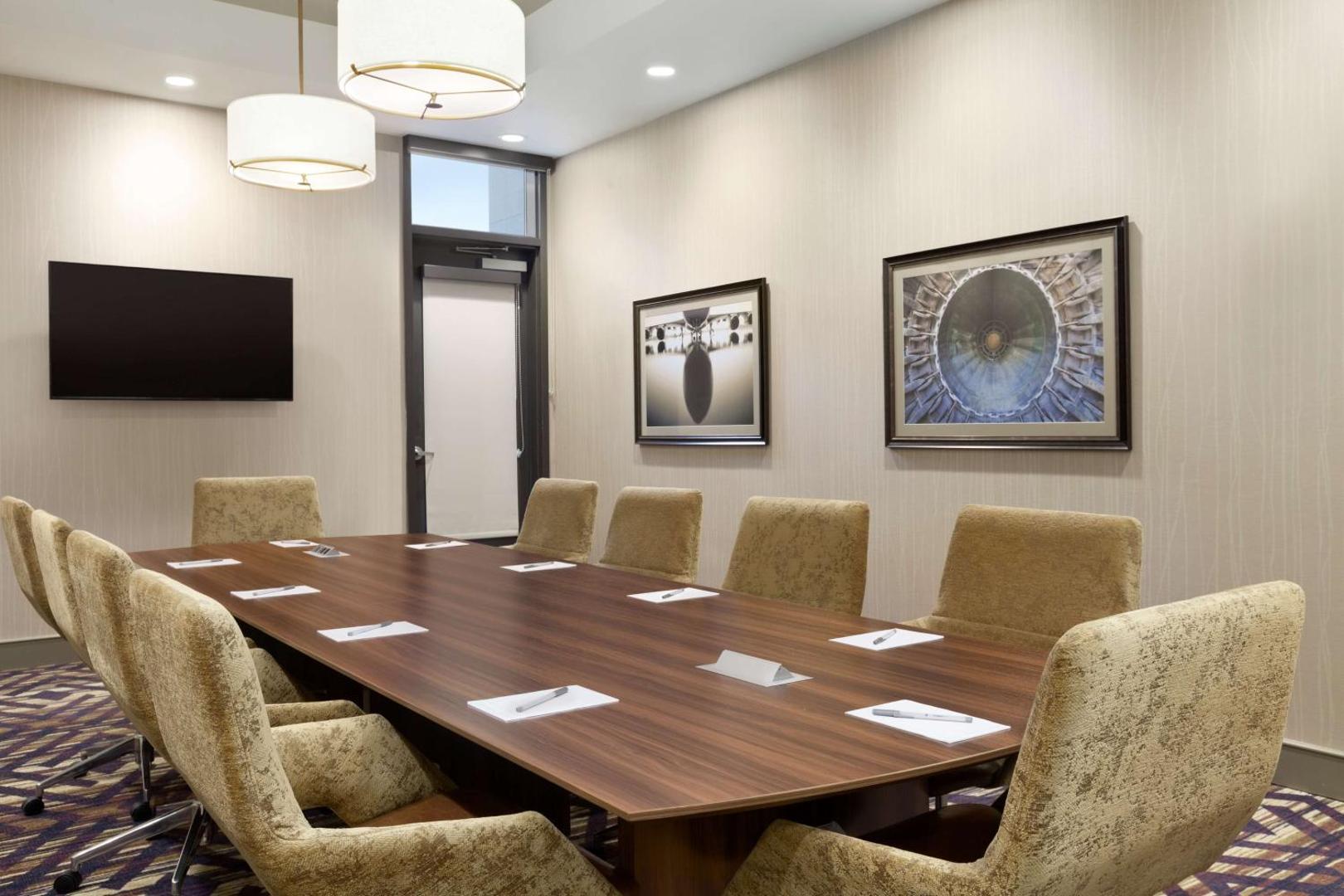 Hampton Inn & Suites Seattle Renton