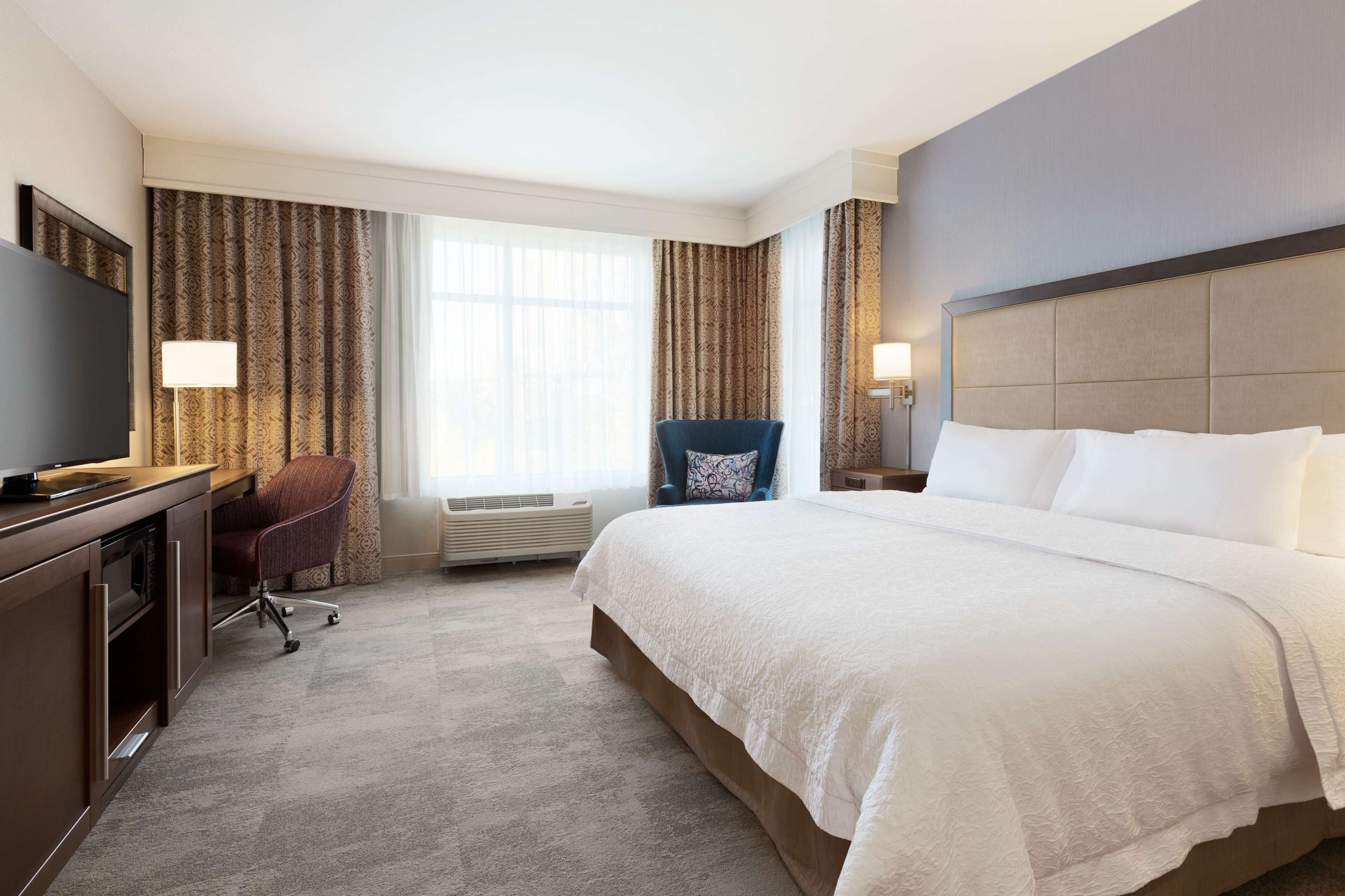 Hampton Inn & Suites Seattle Renton