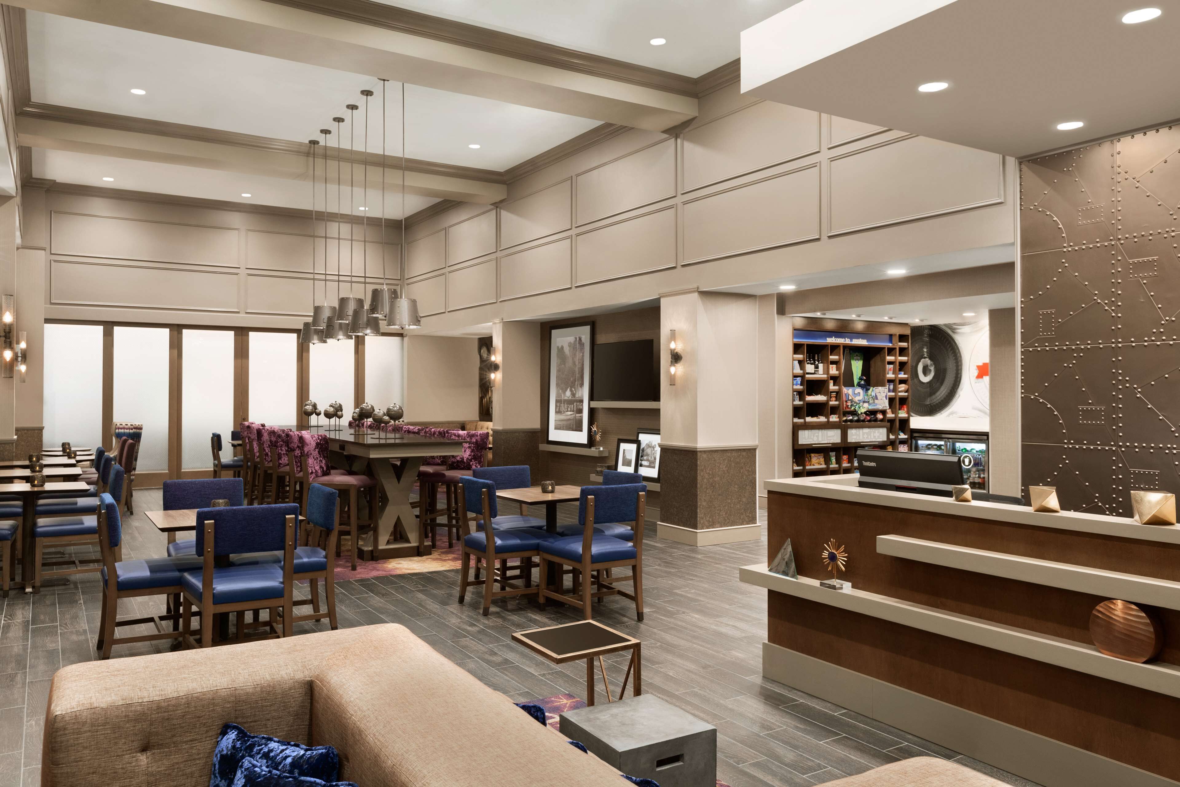 Hampton Inn & Suites Seattle Renton
