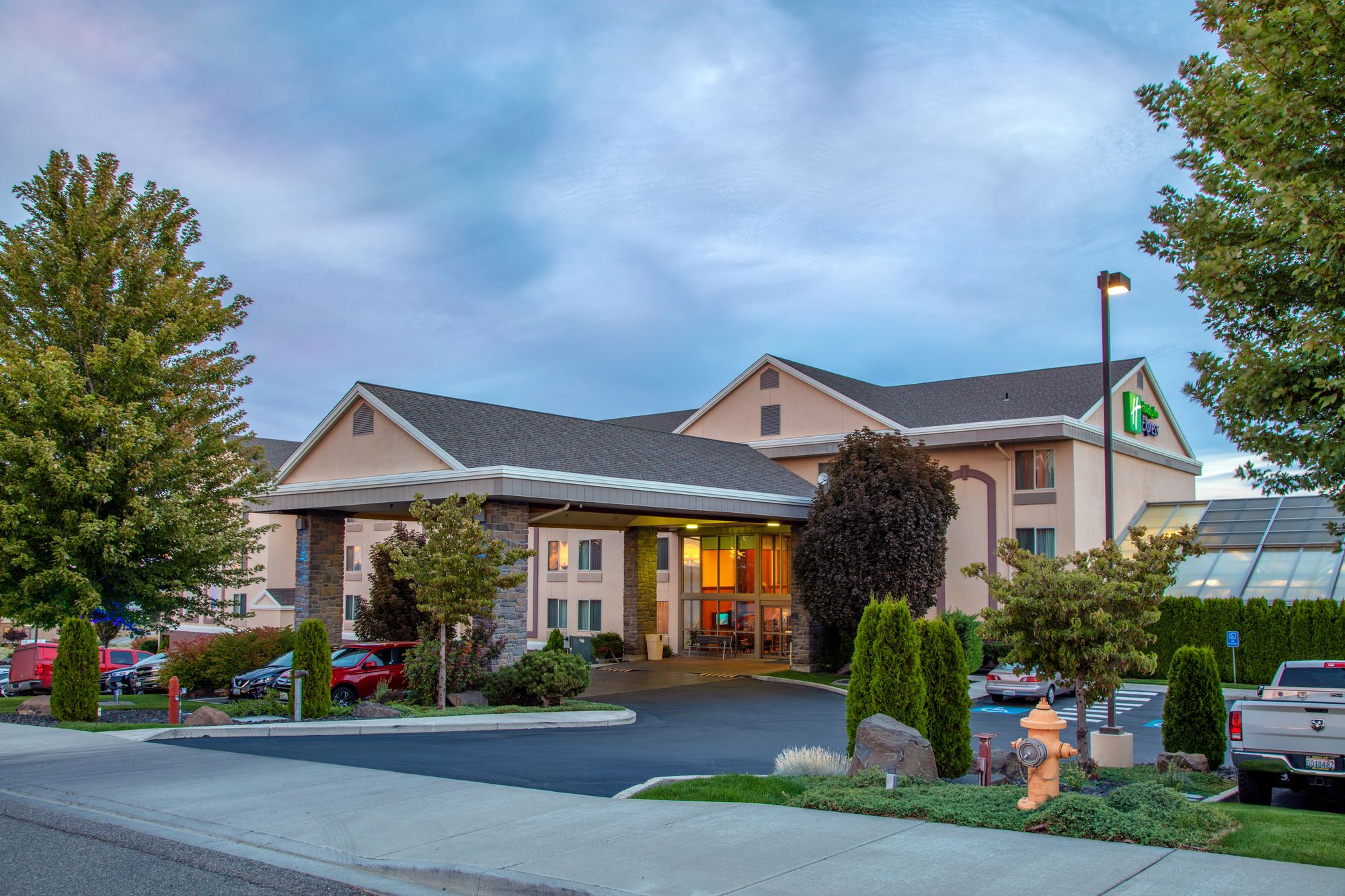 Holiday Inn Express & Suites Richland