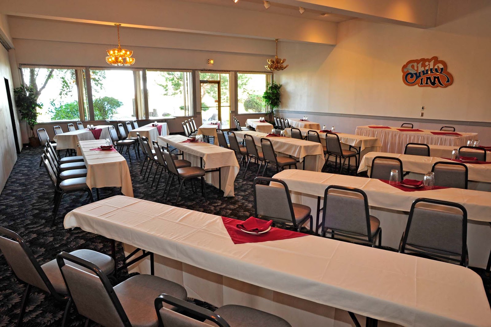 Richland Riverfront Hotel