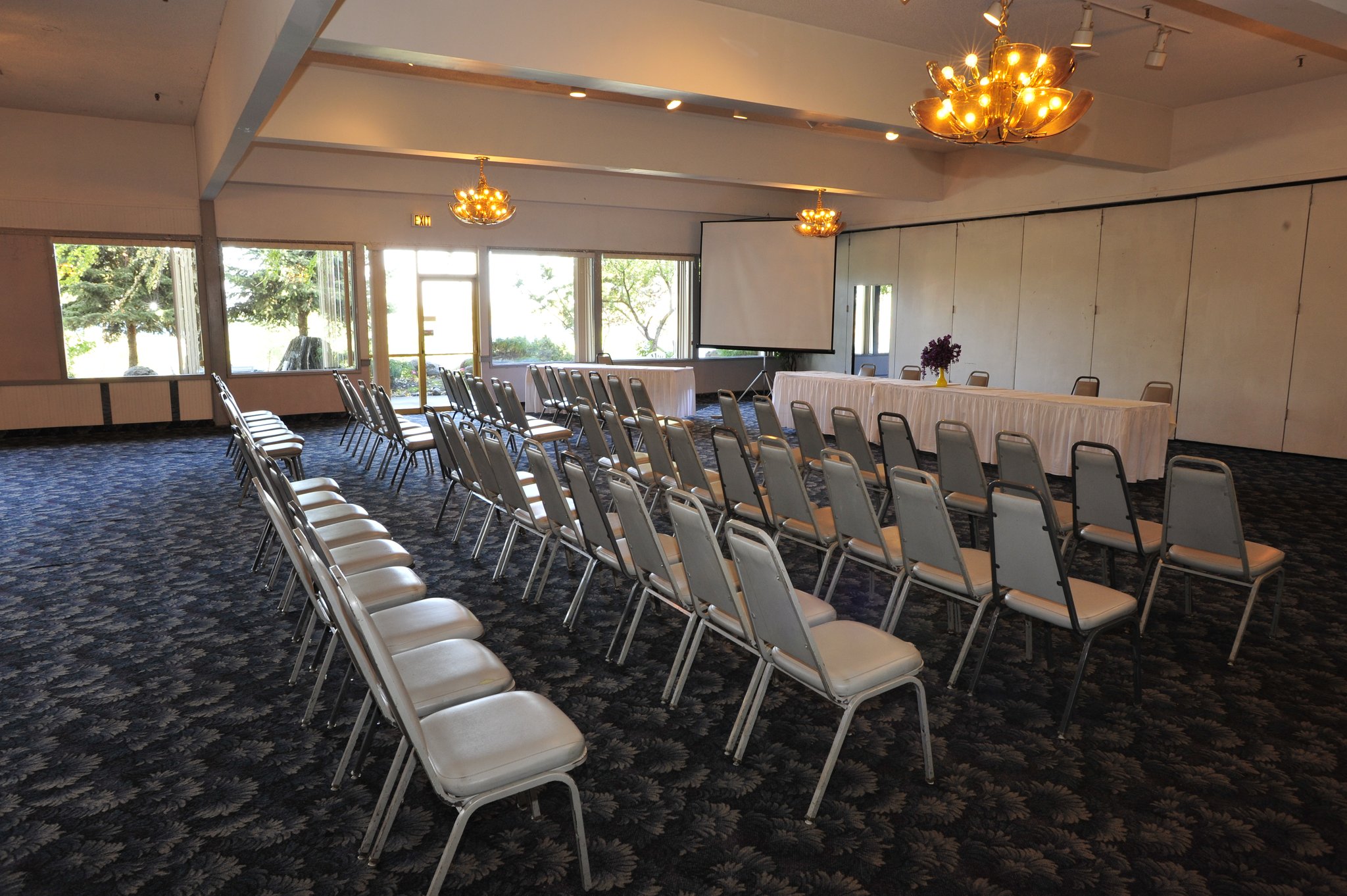 Richland Riverfront Hotel