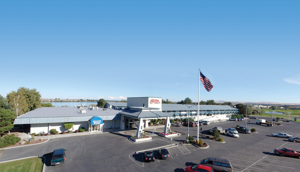 Richland Riverfront Hotel