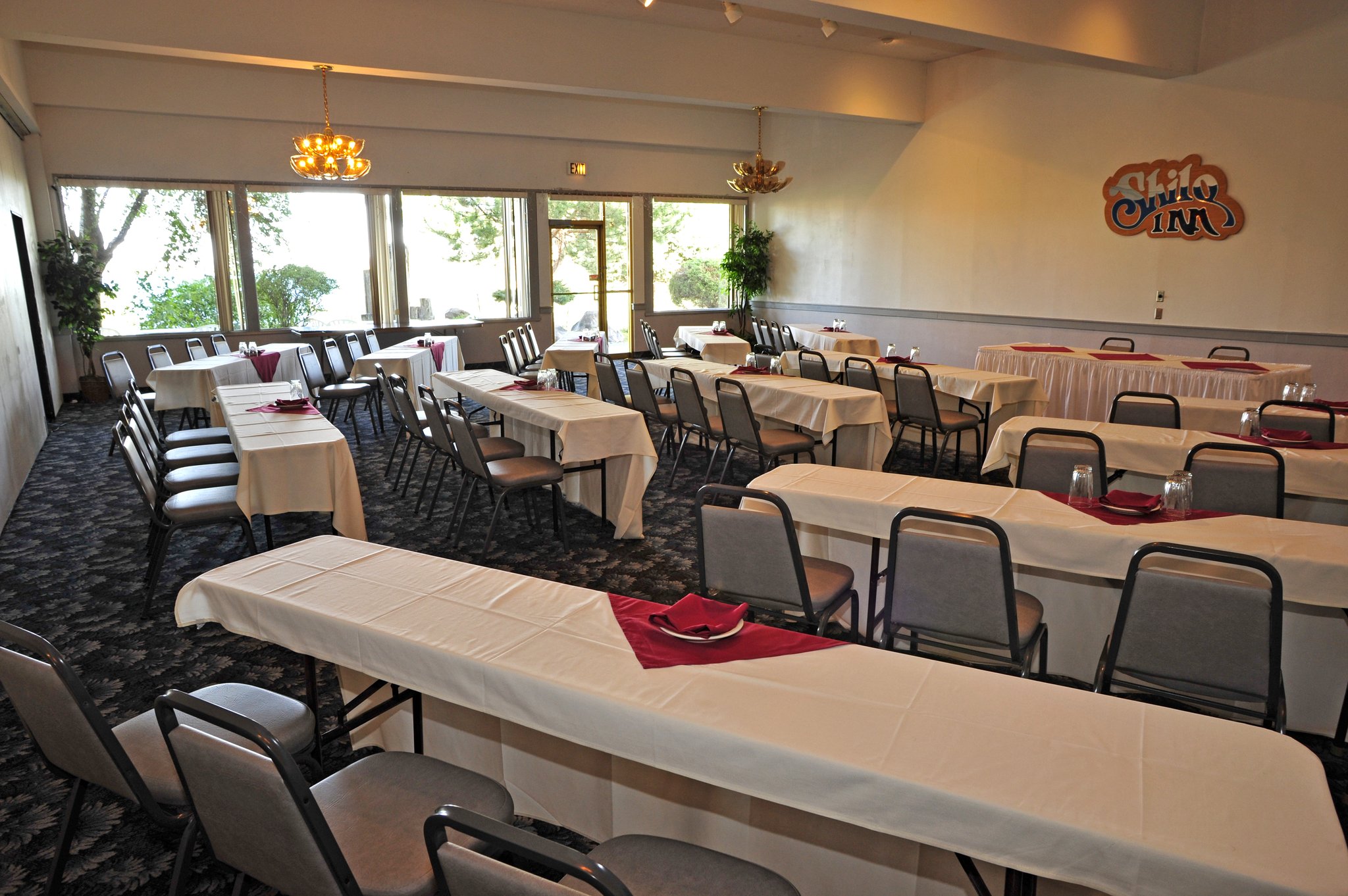 Richland Riverfront Hotel