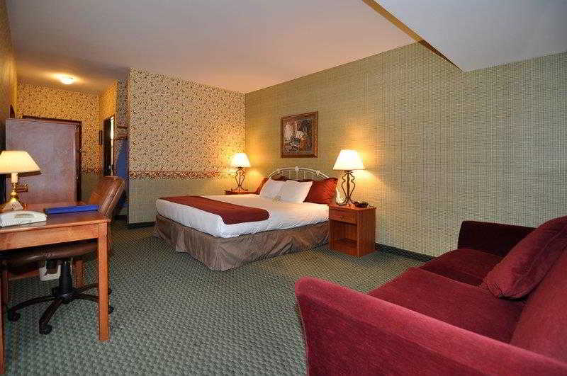 Best Western Bronco Inn