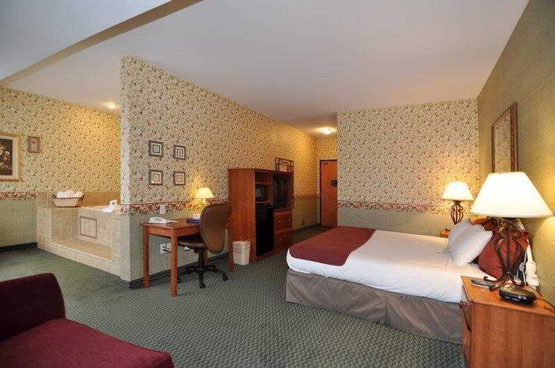 Best Western Bronco Inn