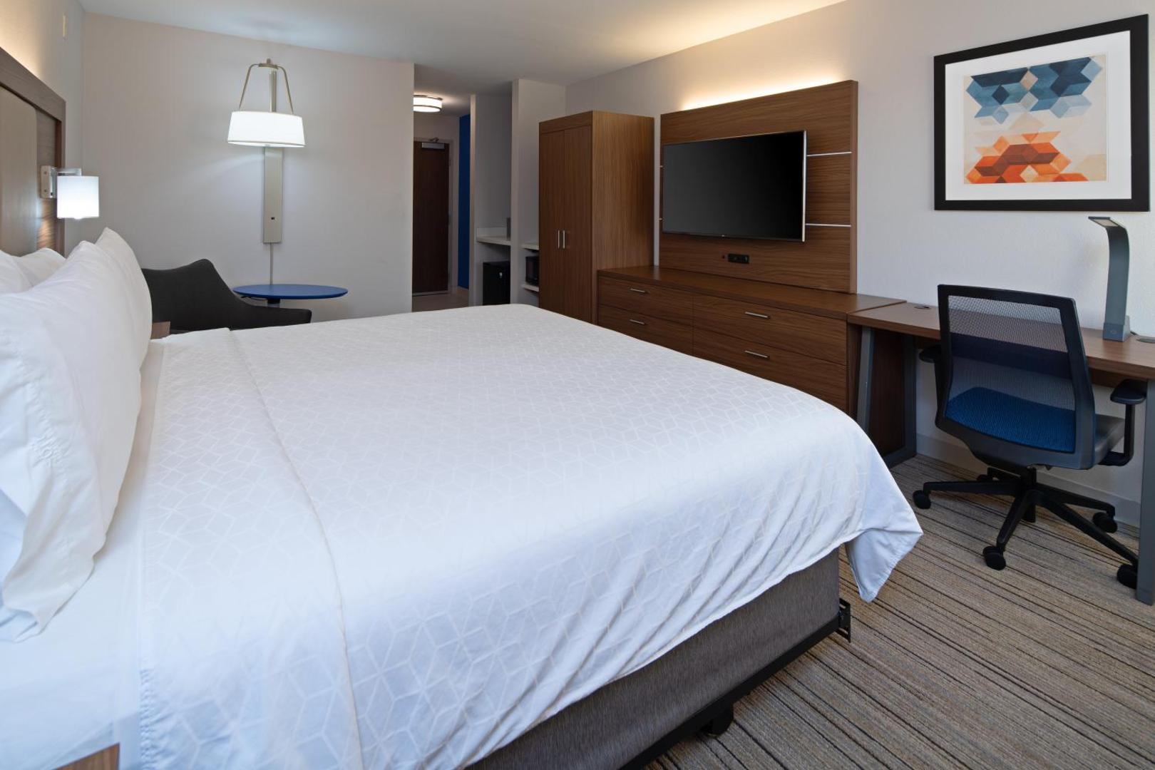 Holiday Inn Express & Suites Seattle-Sea-Tac Airport