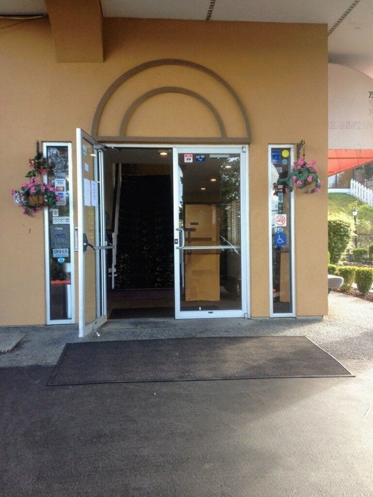 Sutton Suites Hotel
