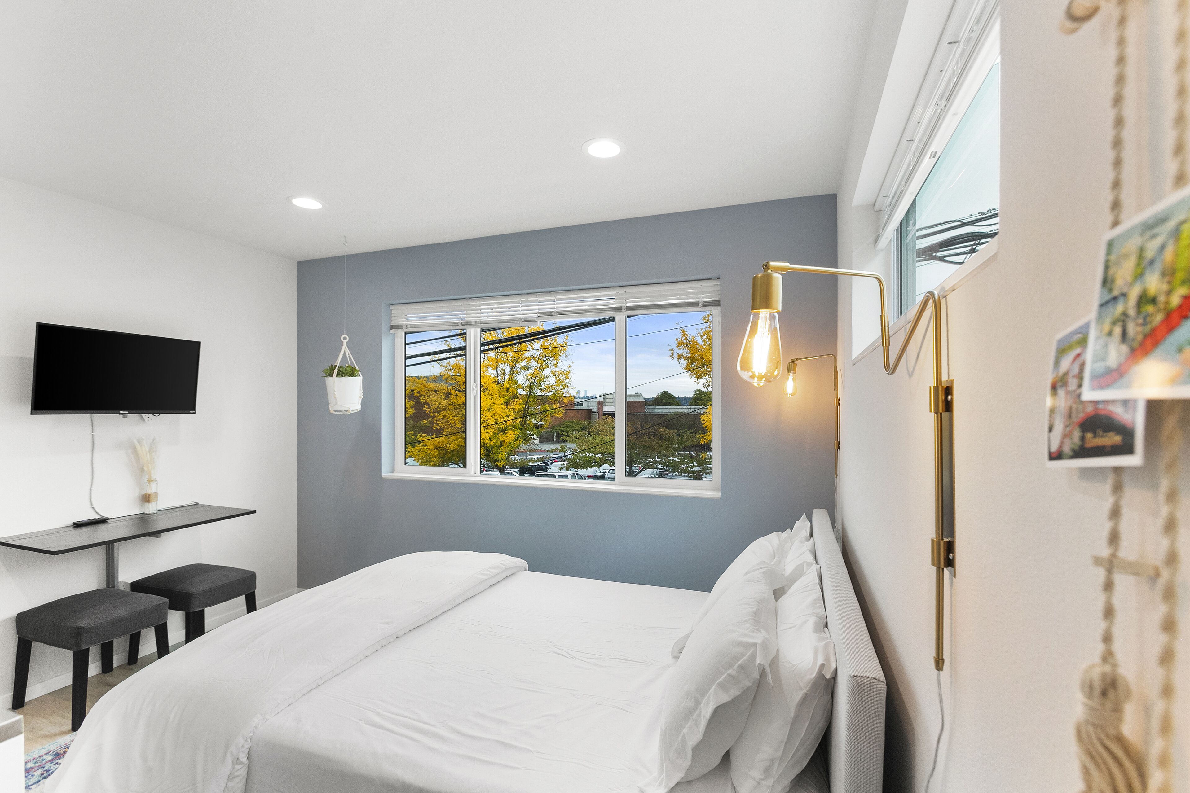 Ballard's Sweet Suites
